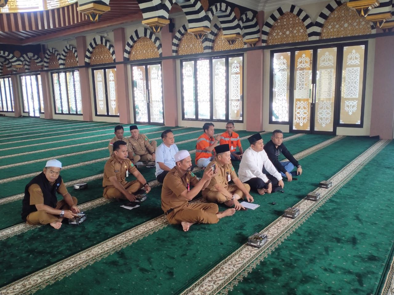 LIVE CONFERENCE: Pemkab Tanbu mengikuti halalbihalal bersama Sinarmas, belum lama tadi. -