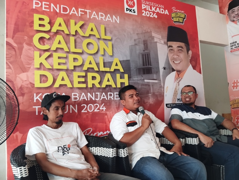 BUKA PENJARINGAN: DPD PKS Banjarbaru membuka penjaringan untuk mencari pasangan kadernya, Nurkhalis Anshari.