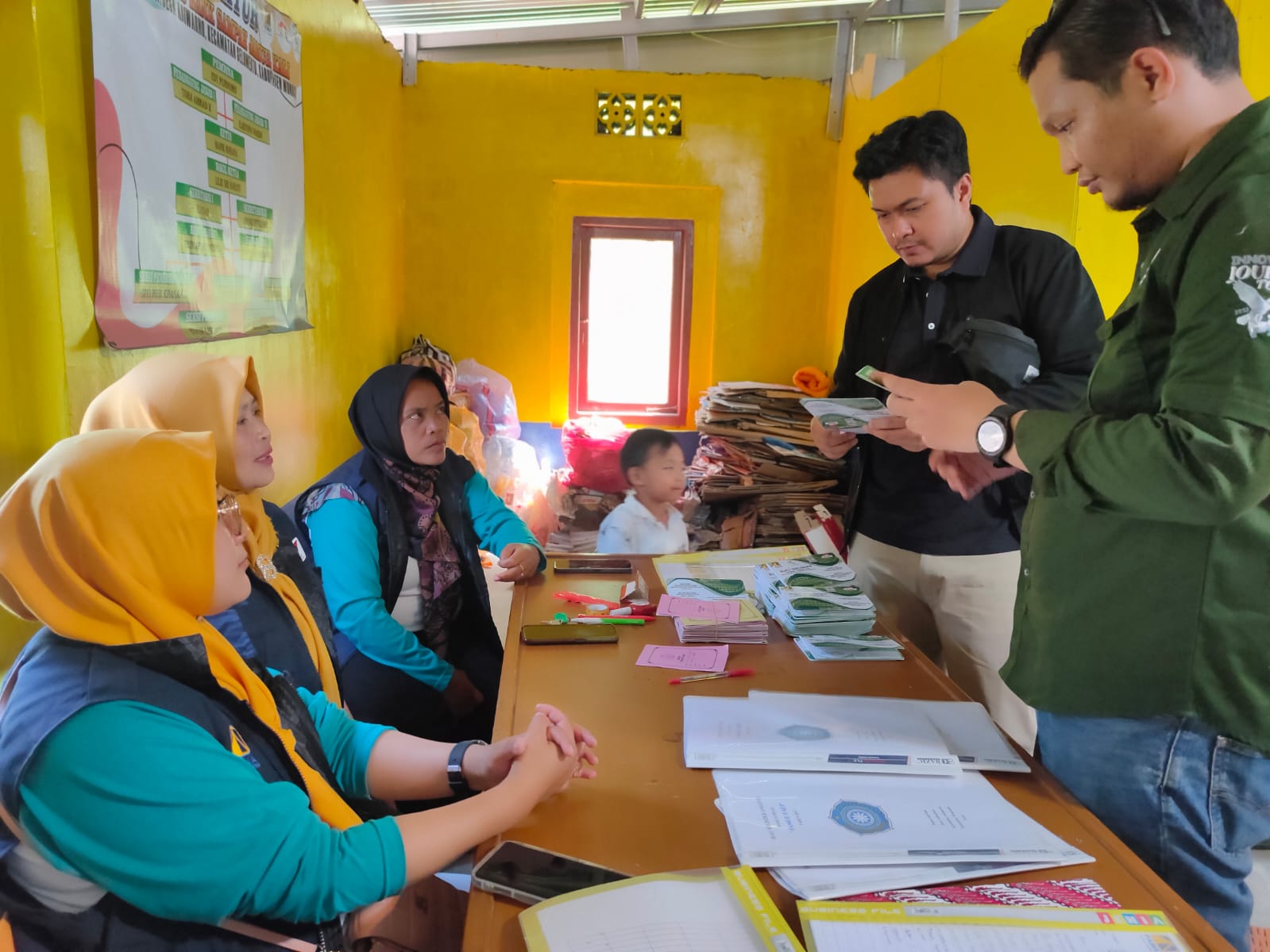 BANK SAMPAH: Selain itu, rombongan media gathering PAMA Group 2024 juga berkesempatan mengunjungi Bank Sampah binaan PAMA di ProKlim Dusun Kawista, Wonosobo