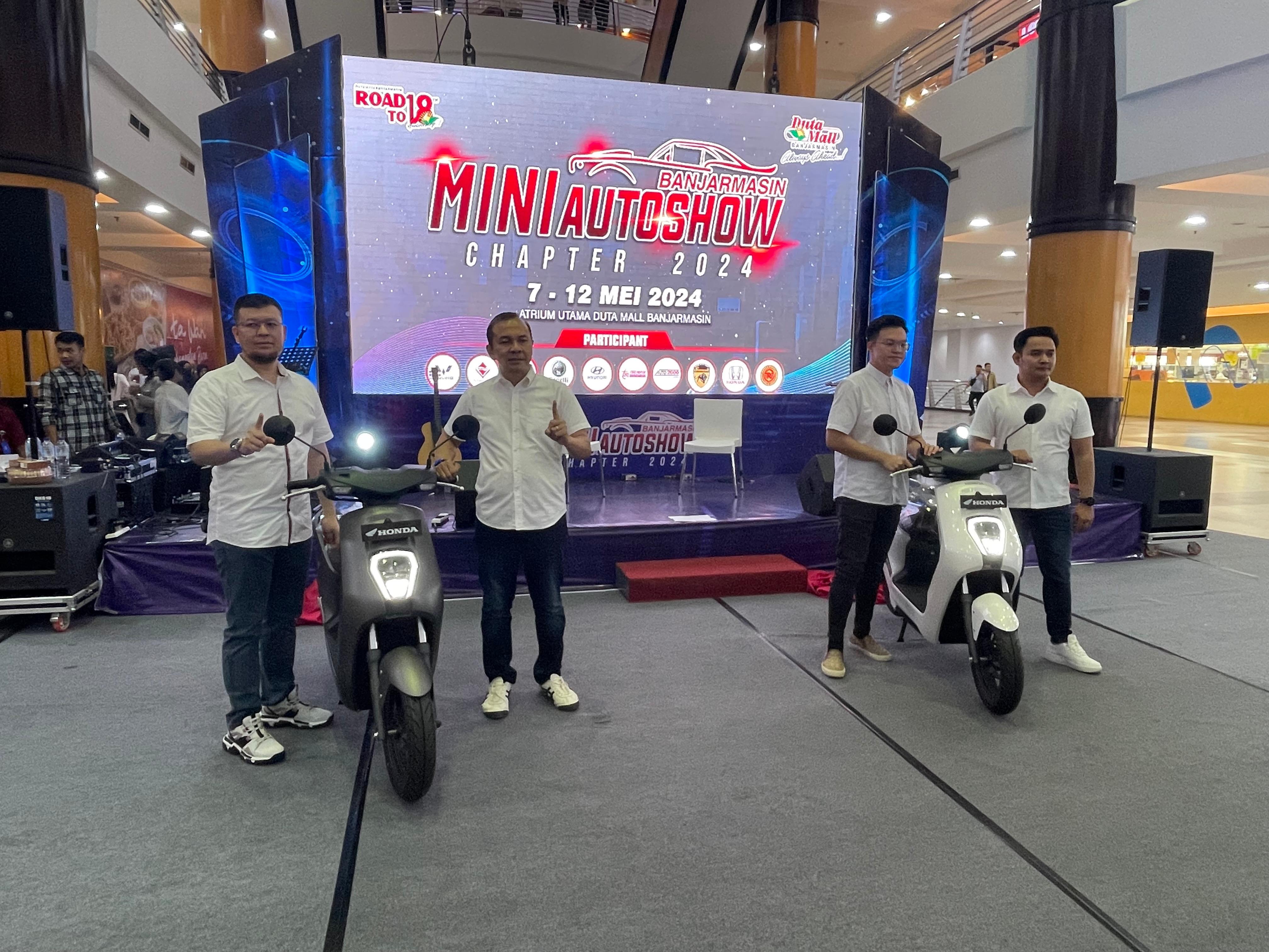 LISTRIK: Suasana peluncuran motor listrik Honda di Duta Mall beberapa waktu lalu