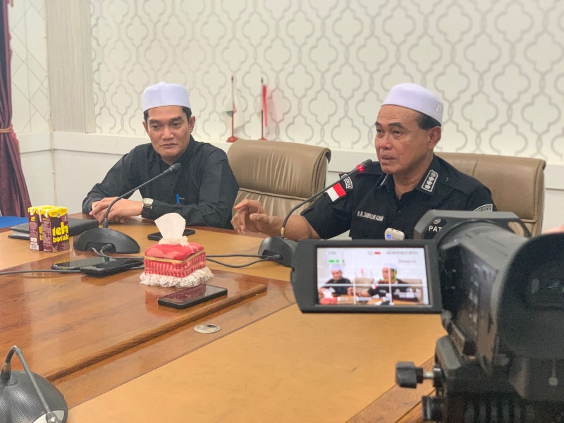 WAWANCARA: Bupati Tanah Bumbu Zairullah Azhar angkat bicara terkait rencana perbaikan Km 171 Satui, Tanah Bumbu, kepada wartawan, beberapa waktu lalu.
