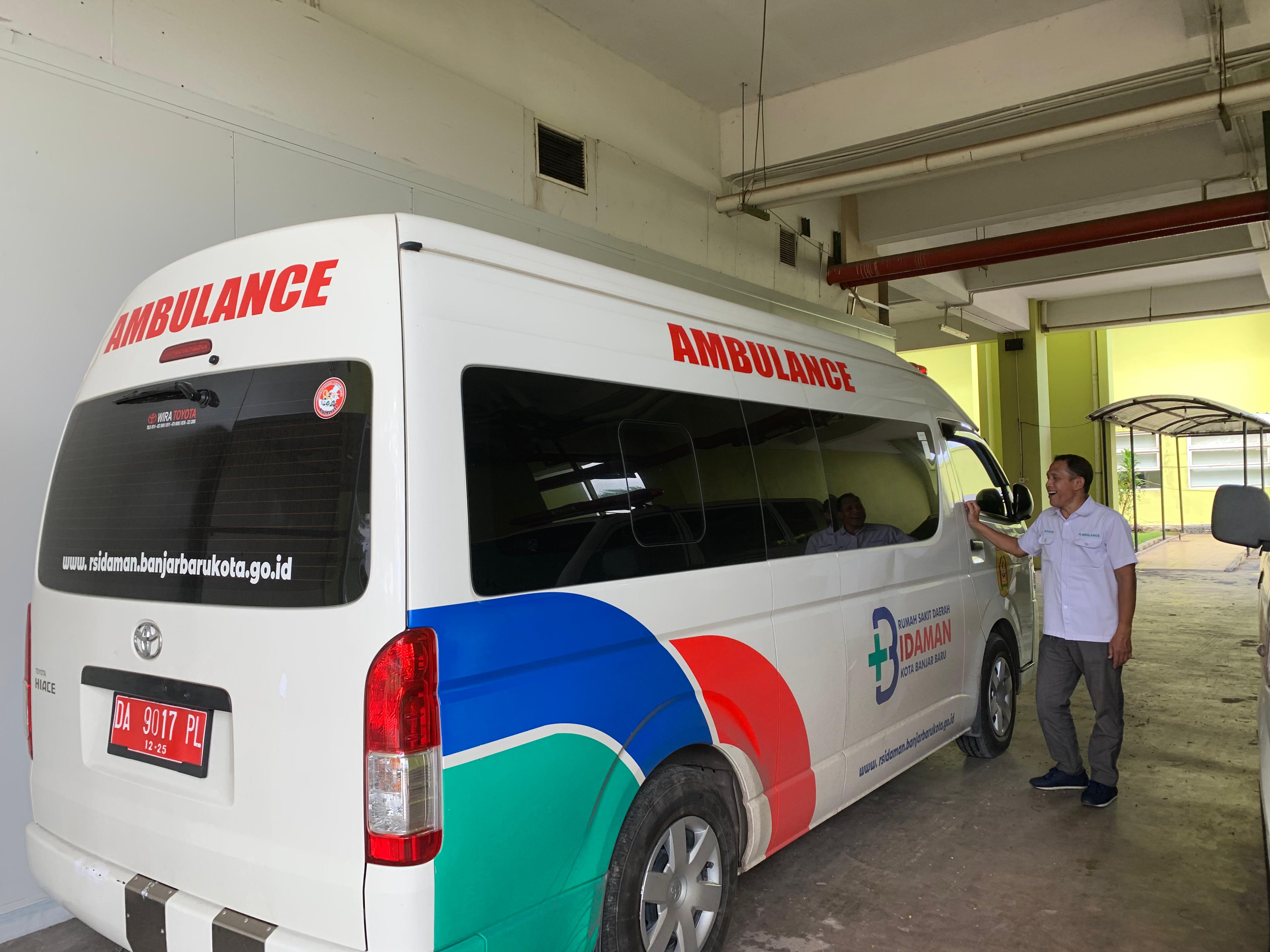 UNTUK UMUM: Unit baru ambulans milik RSD Idaman Banjarbaru yang siap melayani masyarakat secara gratis.(Foto:Fadlan Zakiri/Radar Banjarmasin)