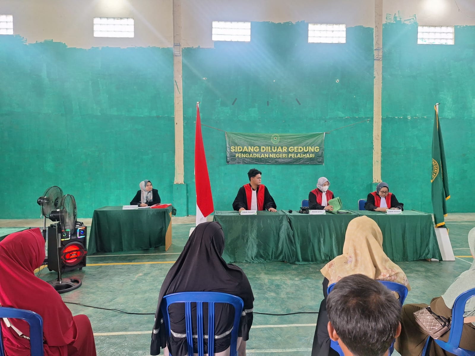 PERDANA: Suasana sidang perdana Program Kijang Mas Tala di Desa Durian Bungkuk, Kecamatan Batu Ampar, Selasa (28/5/2024).