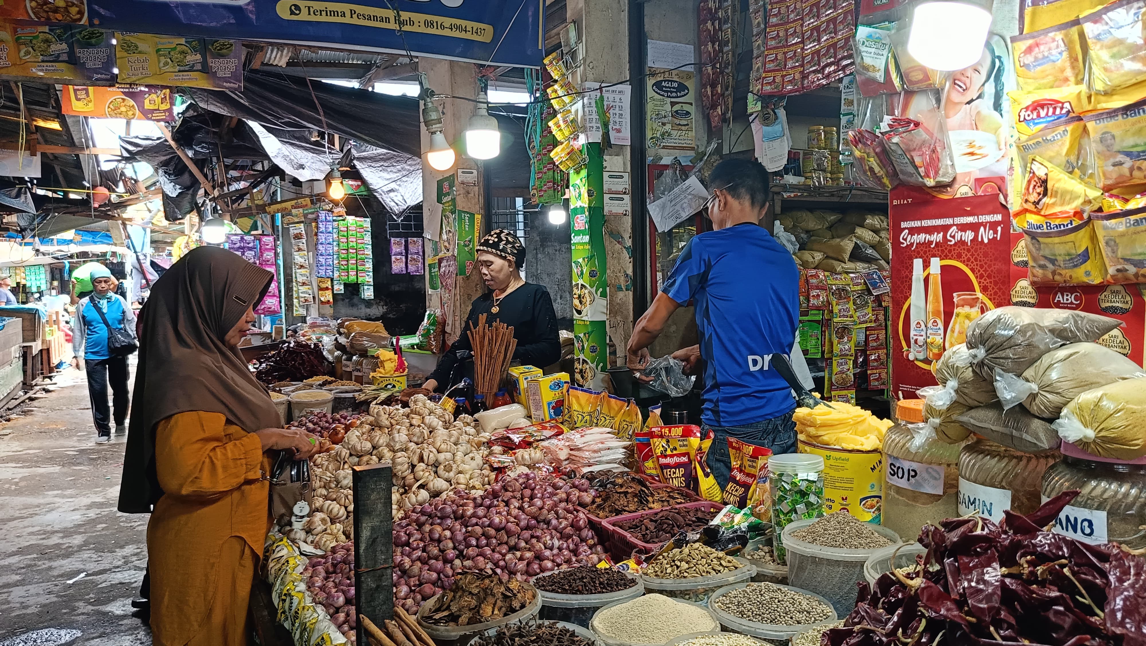 LAPAK PEDAGANG: pedagang di Pasar Bauntung Batuah Martapura diminta untuk registrasi ulang sebagai bentuk legalitas.