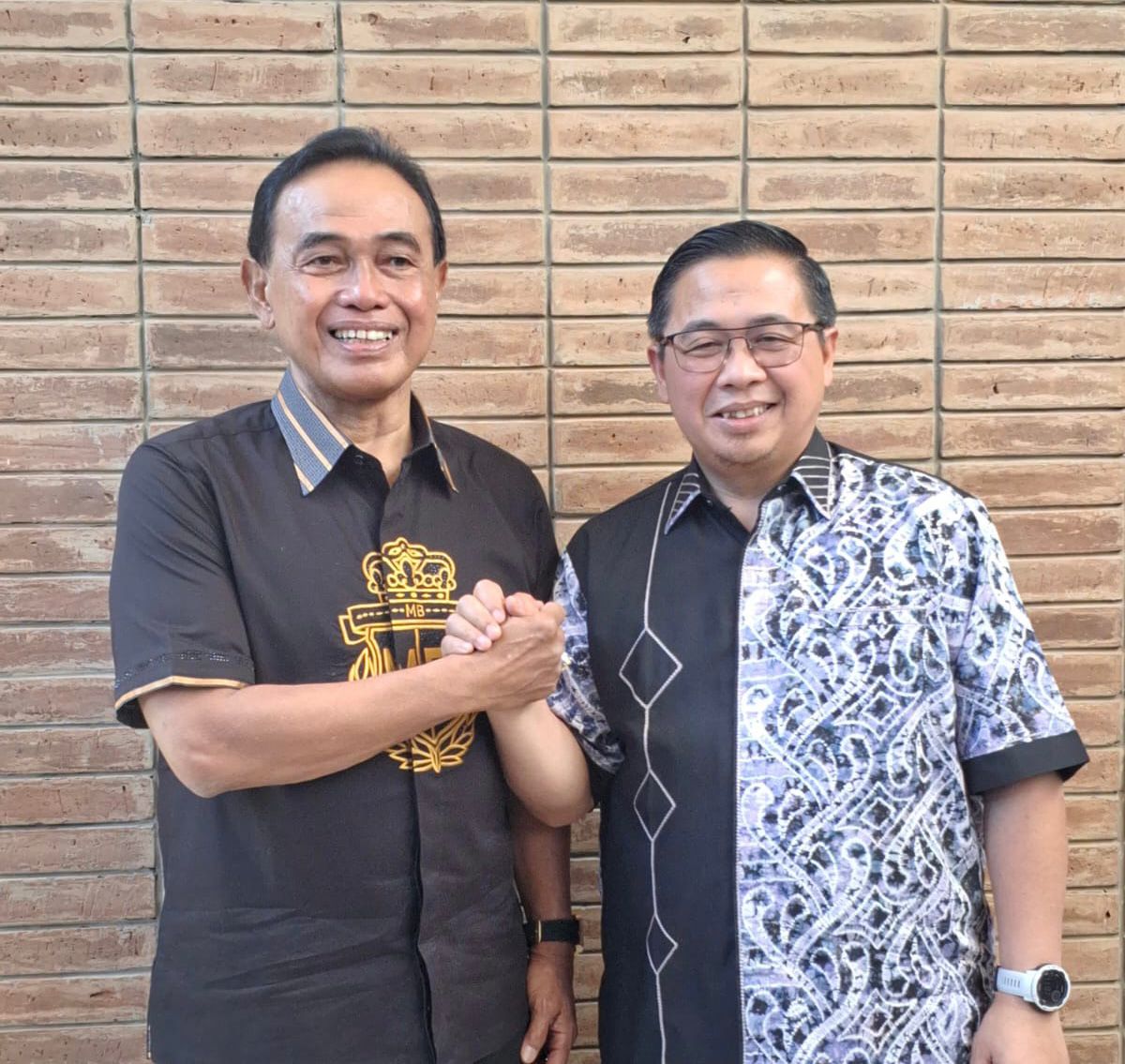 BUKA KOMUNIKASI: Bupati Tanbu Zairullah Azhar dan Wali Kota Banjarmasin Ibnu Sina bertemu di Banjarmasin, Kamis (30/5).