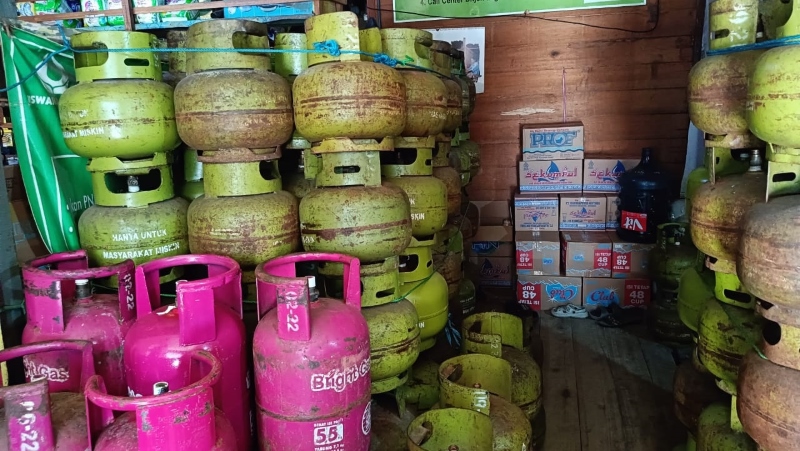 TABUNG: Elpiji 3 kilogram yang dijual di pangkalan Jalan Sekumpul Martapura