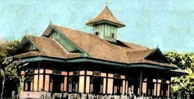 ZAMAN DULU: Masjid Tuhfaturroghibin Dalam Pagar zaman dulu (KITLV).