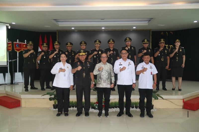 SIAP BERTUGAS:Kanwil Kemenkumham Kalselmenggelar upacara Pelantikan dan Pengambilan Sumpah Jabatan Manajerial dan Nonmanajerial, Rabu (6/5/2024).