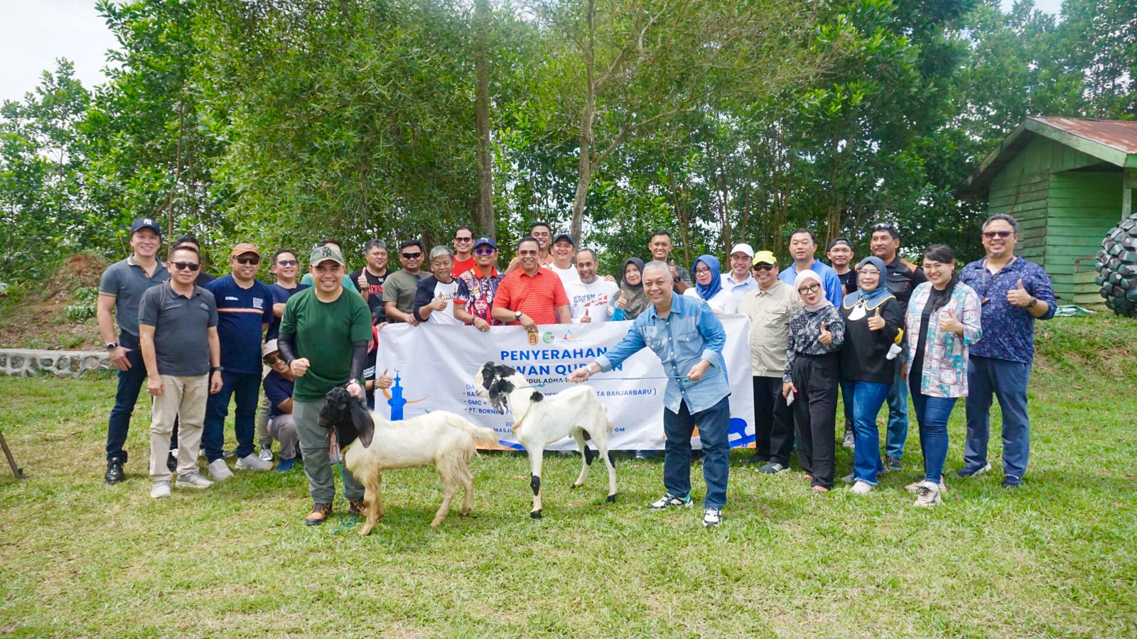 HEWAN KURBAN &ndash; GMC+ turut memberikan sumbangan hewan kurban berupa 2 ekor kambing yang diserahkan ke pihak Denzipur 8/GM.