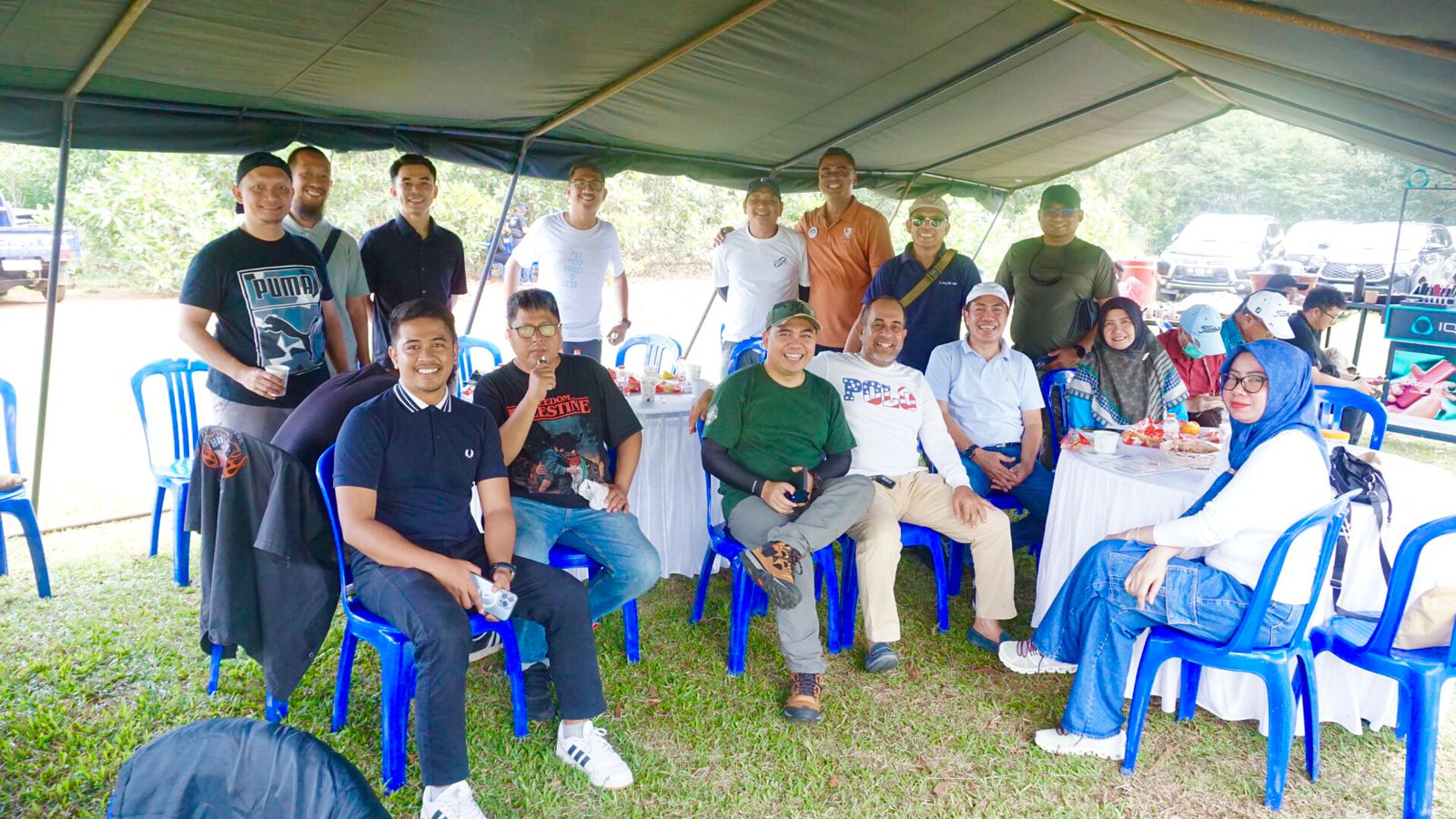 CERIA &ndash; All members GMC+ tampak ceria dan bersemangat mengikuti rangkaian acara silaturahmi dari pagi hingga lepas tengah hari.