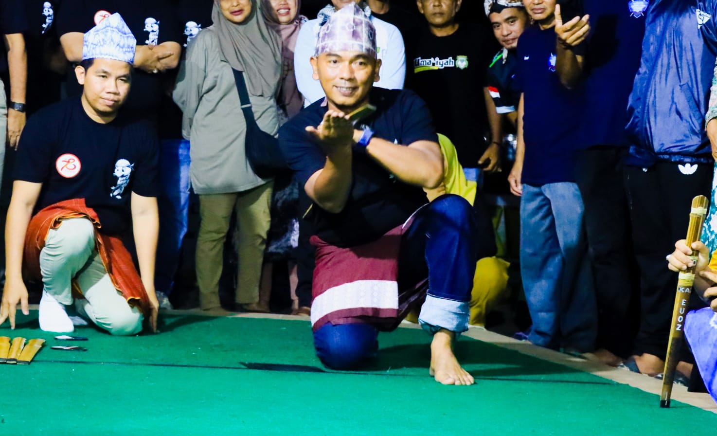 BALOGO: Kapolres HSU AKBP Meilki Bharata saat membuka Lomba Balogo se-Banua Enam di halaman Polres HSU. (Foto: M.Akbar/Radar Banjarmasin)