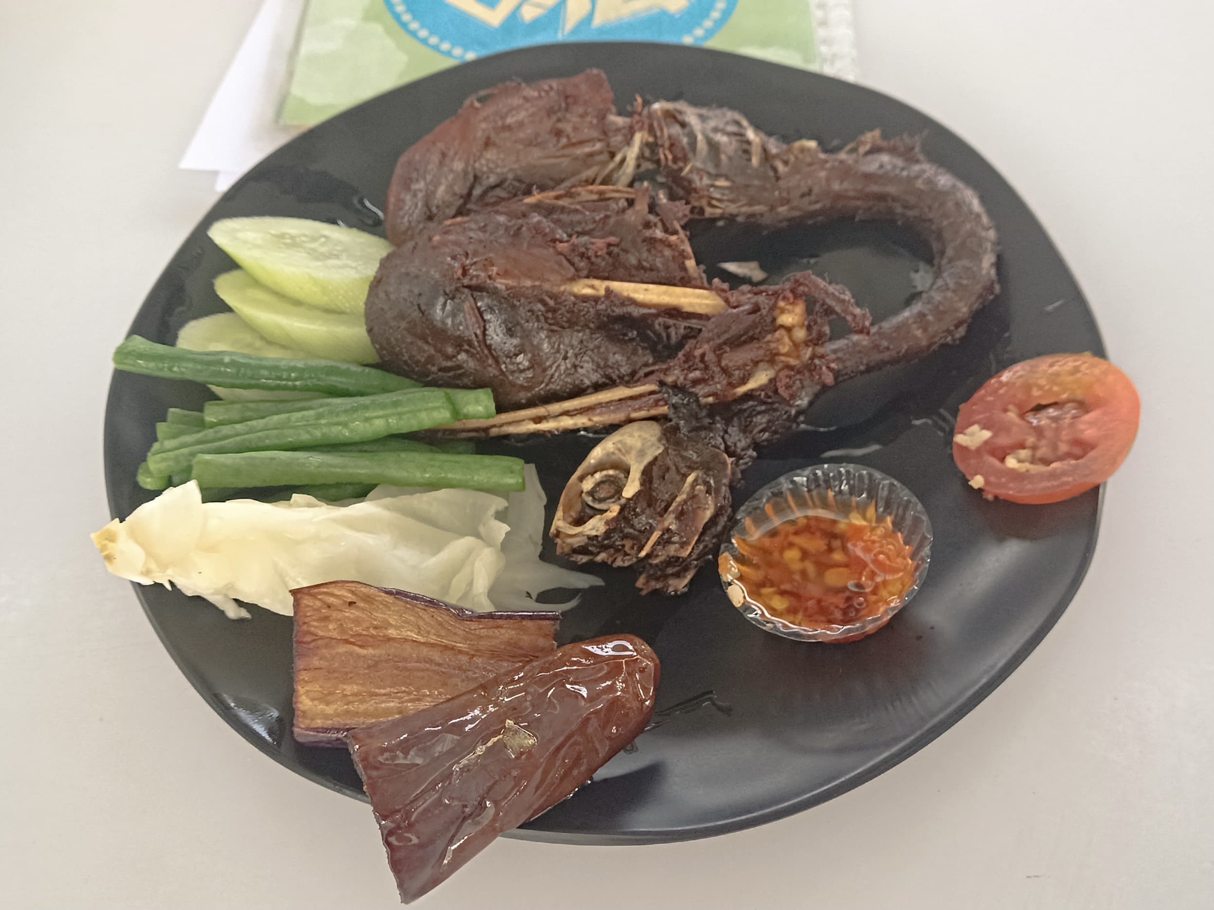 KULINER: Menu belibis goreng khas Rumah Makan Melati di Kota Amuntai, HSU, bisa menjadi pilihan menu bagi traveler untuk dicoba.