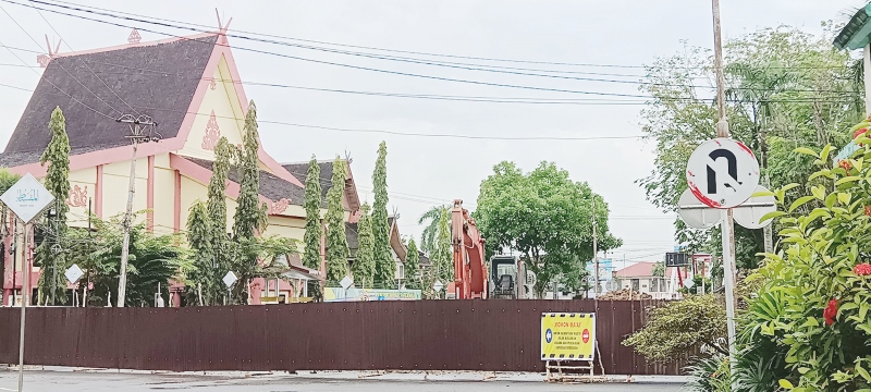 PROYEK: Bundaran Kota Amuntai di Jalan Ahmad Kabupaten Hulu Sungai Utara, mulai dikerjakan.