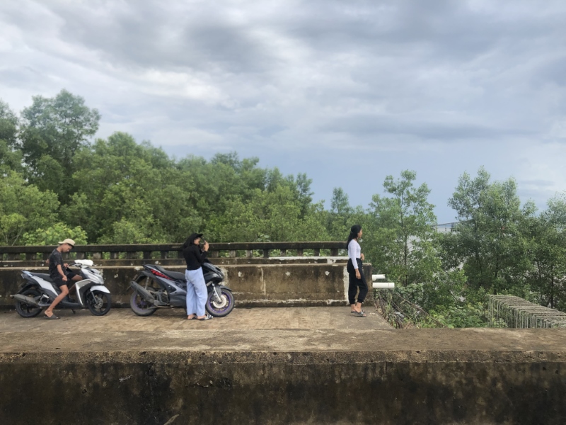 MANGKRAK: Kondisi jembatan Kotabaru Tanah Bumbu yang mangkrak di Tanjung Serdang Desa Salino Kecamatan Pulau Laut Tengah.