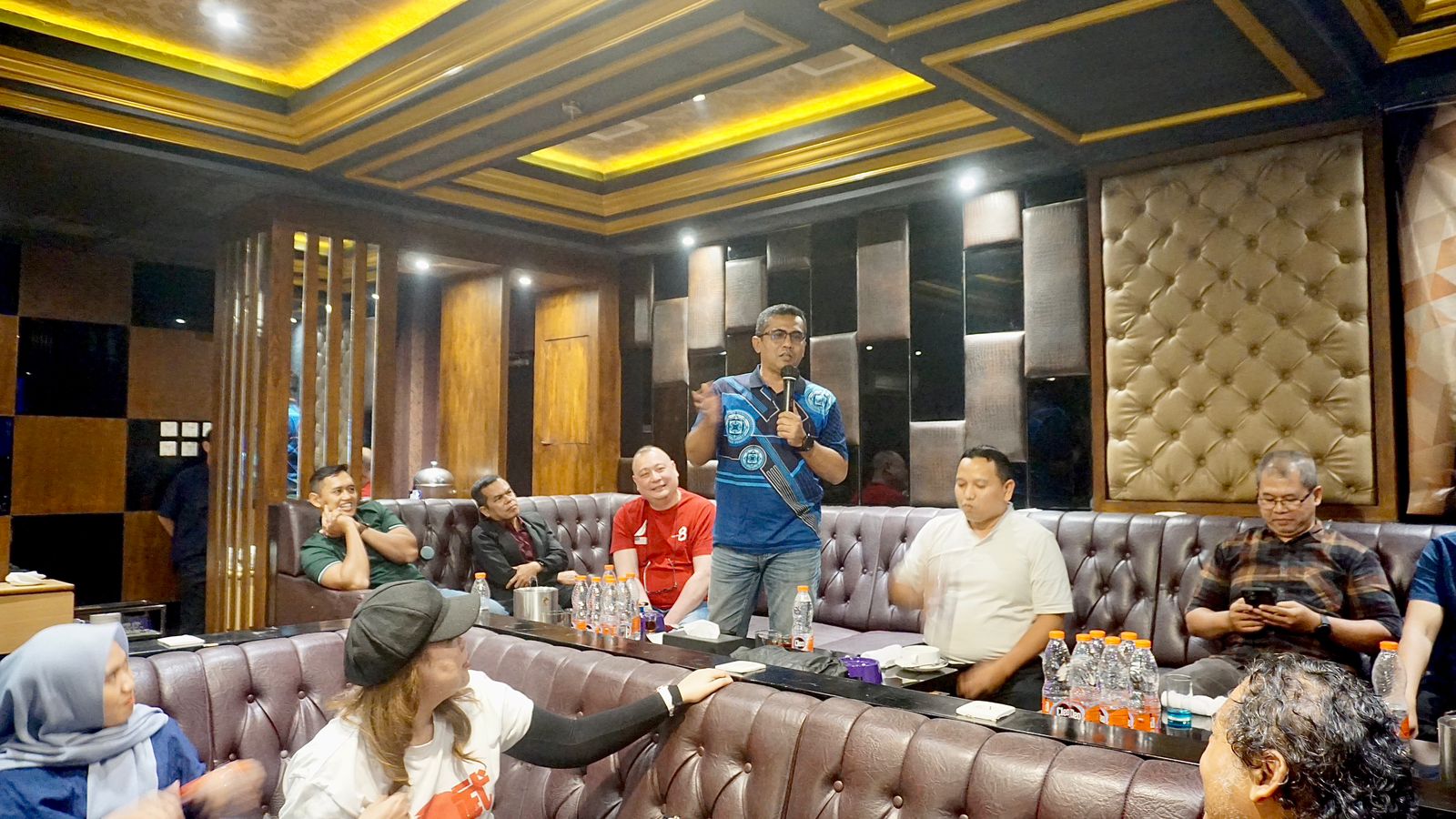 SALING MENGENAL &ndash; Dalam setiap kegiatan GMC+ selalu diselipkan acara perkenalan. Dandim 1007/Banjarmasin, Letkol Inf Sigit Purwoko juga ambil bagian.