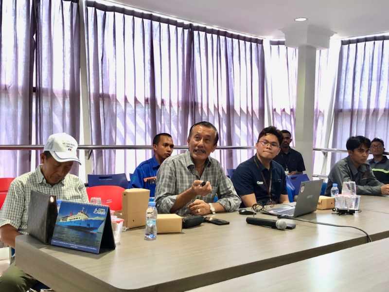 KELAYAKAN KAPAL: Suasana Sosialisasi Peraturan Kelayakan Perkapalan oleh BKI di Ruang Meeting DML Dockyard, Kamis (25/7). | FOTO:&nbsp;TIA LALITA NOVITRI/RADAR BANJARMASIN