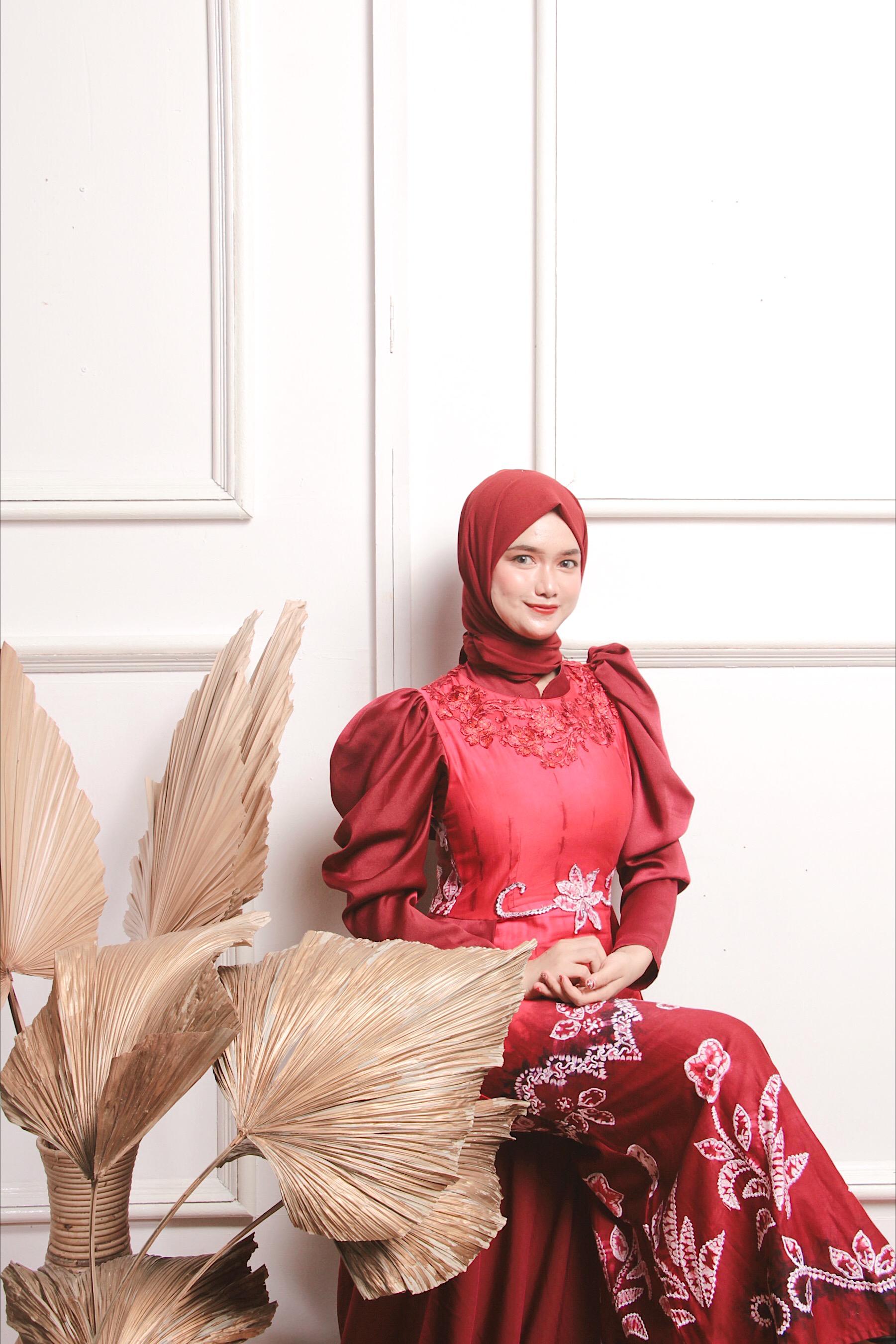 Dewi Matahari Haq