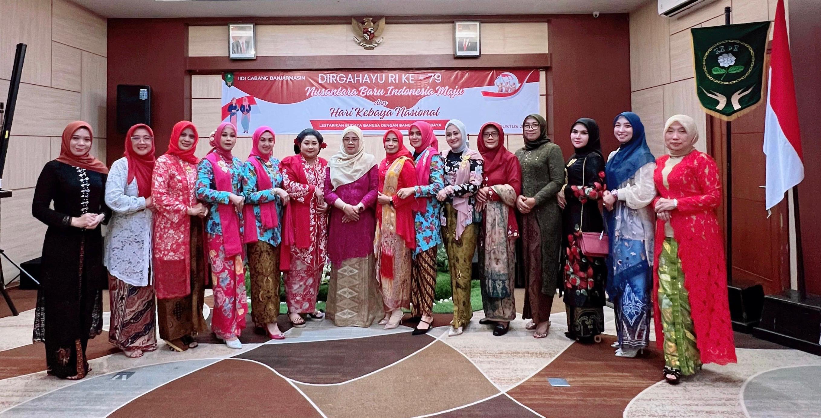 KEBAYA: IIDI cabang Banjarmasin mendukung pelestarian kebaya