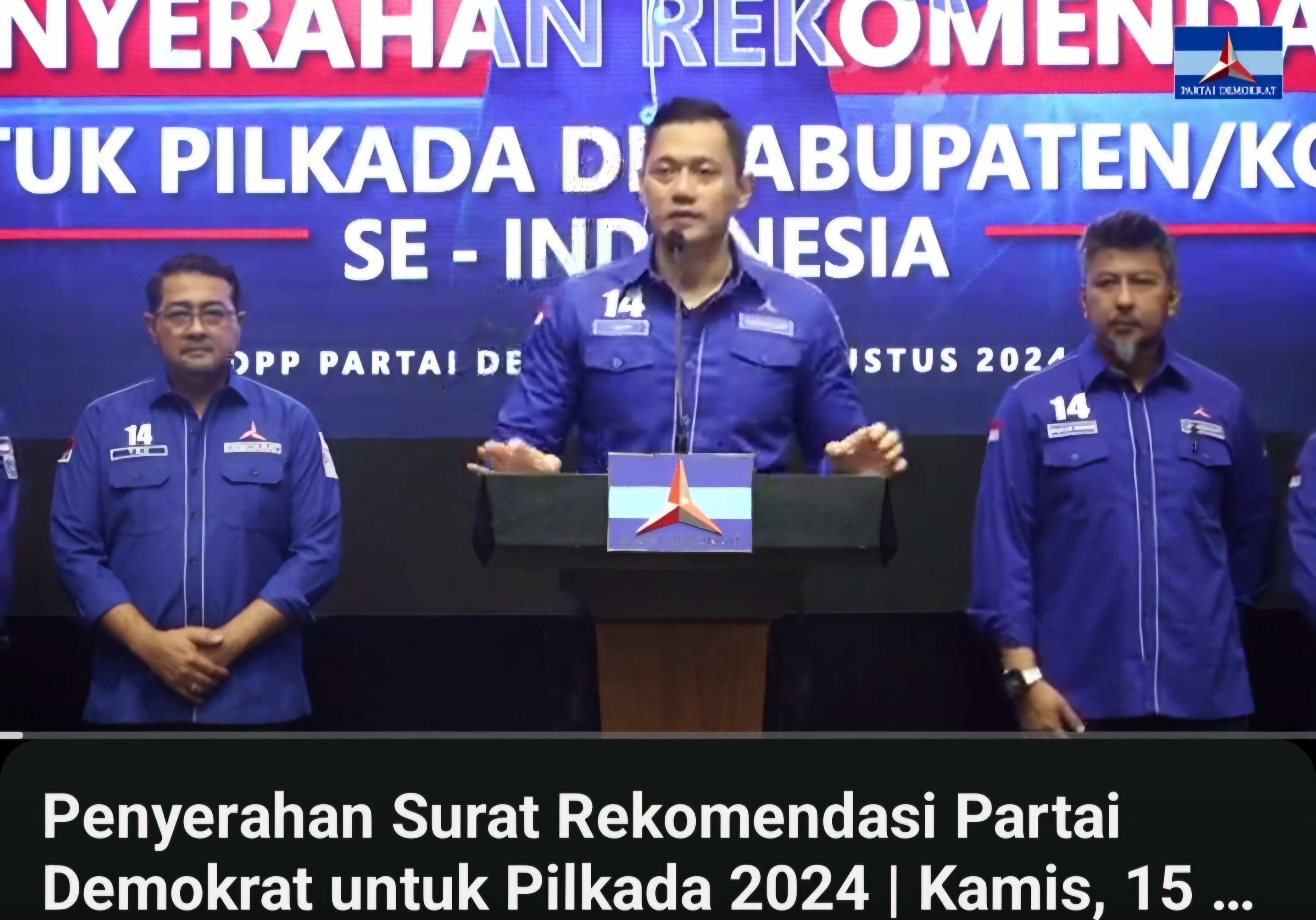 BAGI-BAGI SK:Tangkapan layar siaran langsung pembagian SK rekomendasi Pilkada 2024 Partai Demokrat di Jakarta, Kamis (15/8/2024) malam.(Foto:YouTube Partai Demokrat)
