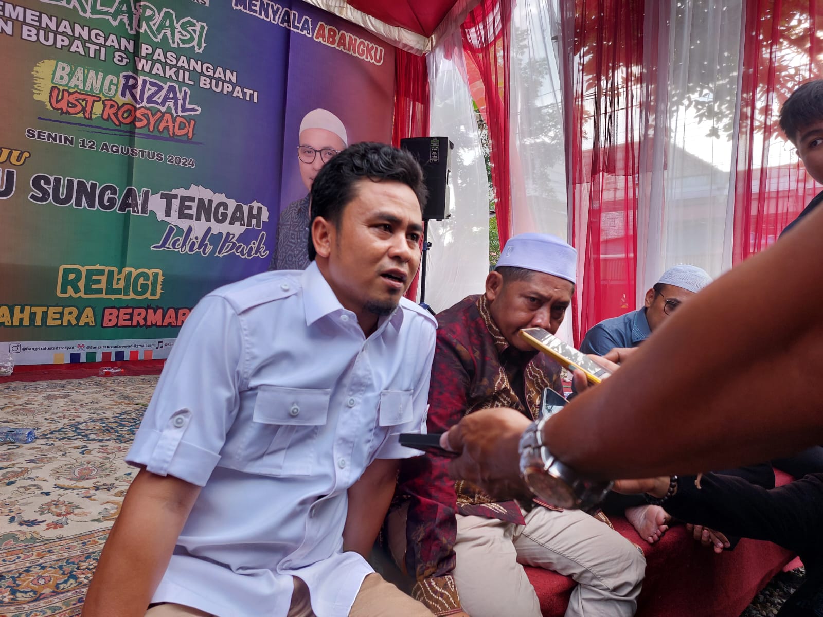 WAWANCARA:Ketua Tim Pemenangan pasangan Rizal-Rosyadi, Tajudin.(Foto:Jamaluddin/Radar Banjarmasin)