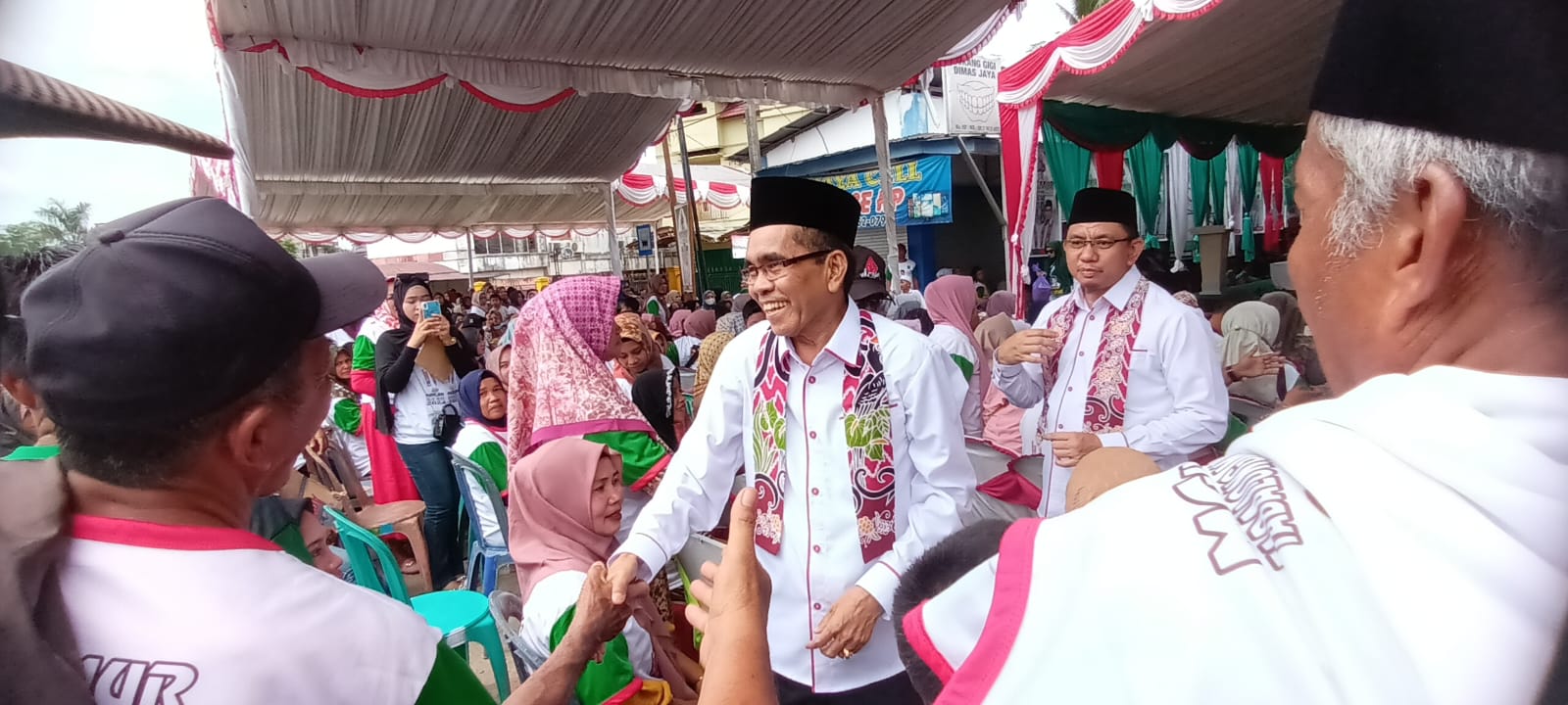 MINTA DUKUNGAN DAN DOA : Pasangan Marlan dan Murjani (Ma