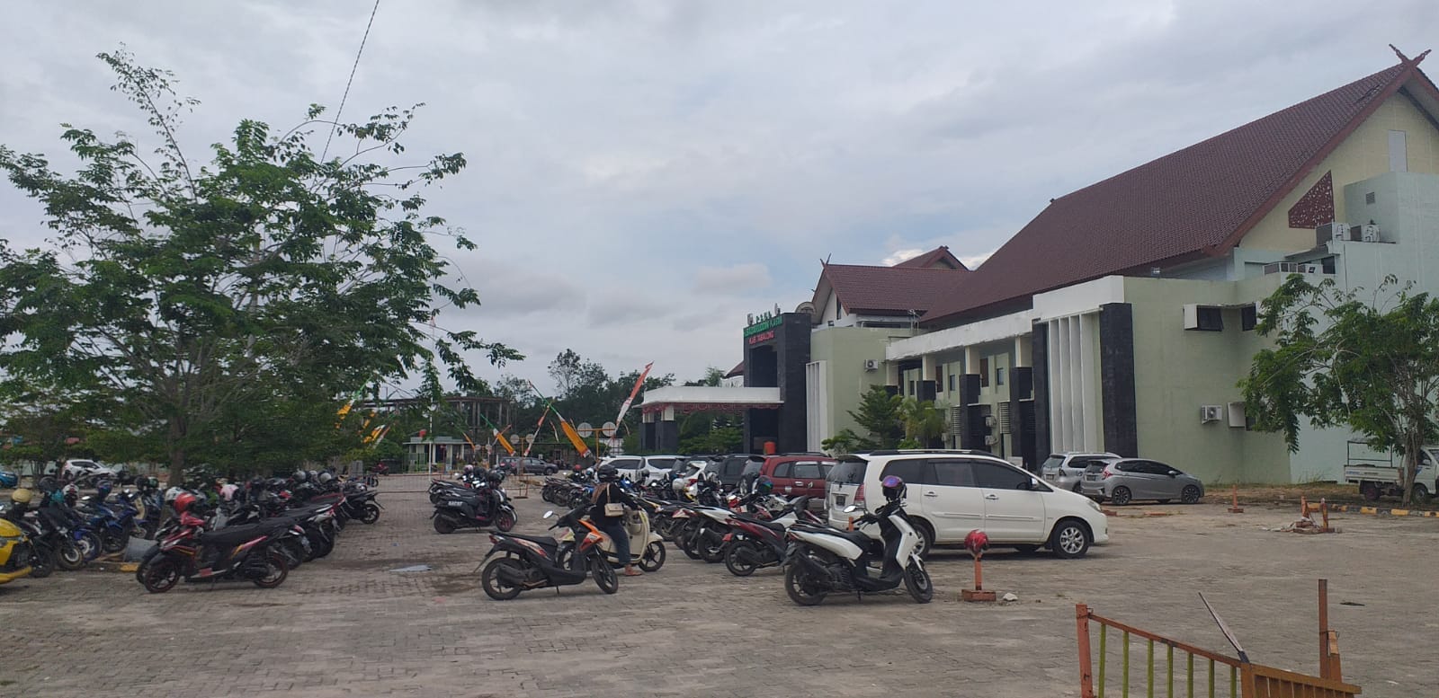 PENGELOLAAN: Rumah sakit lokasi pengelolaan sampah limbah B3 yang membuat Mastur dipenjara ke Lapas Kelas IIB Tanjung. (Foto: Ibnu Dwi Wahyudi/Radar Banjarmasin)