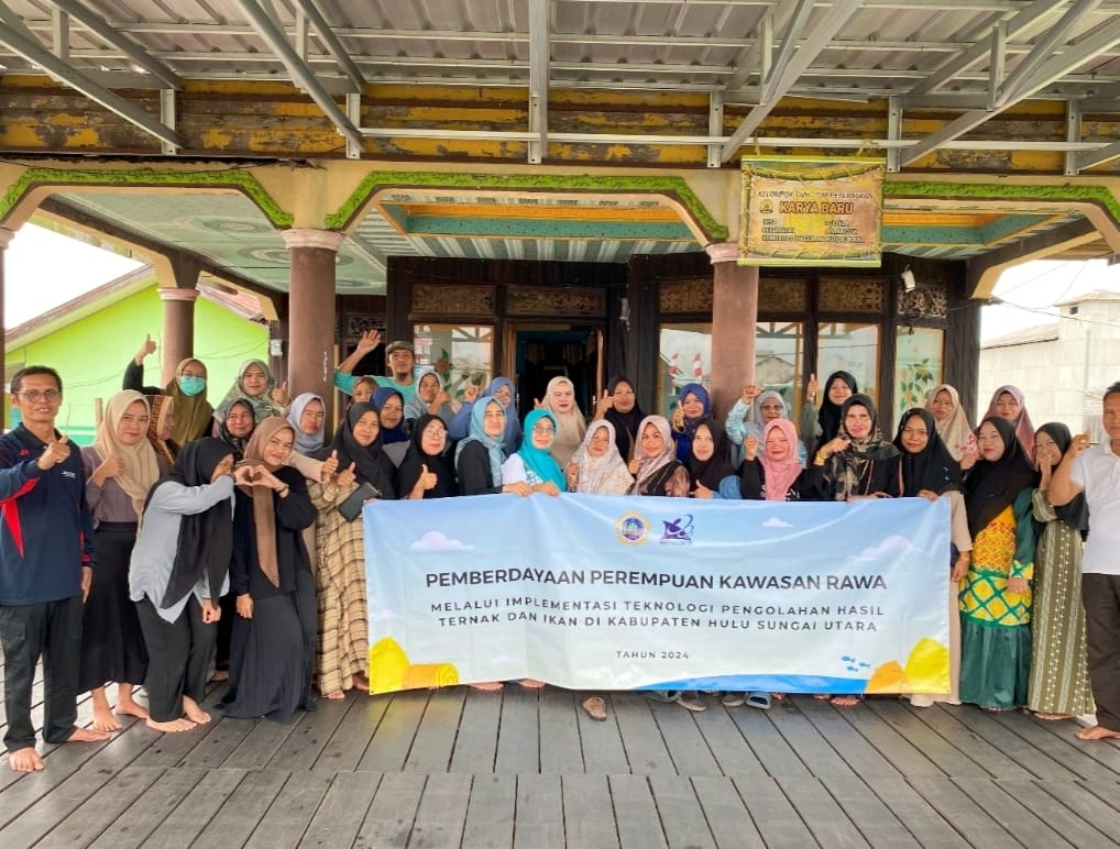 PEREMPUAN: Kegiatan program pemberdayaan masyarakat yang digelar di Desa Sapala HSU