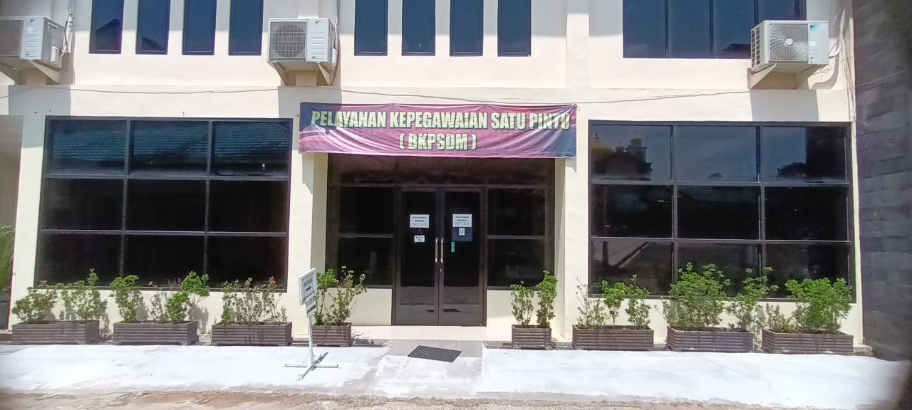 BKPSDM TABALONG:Walaupun sudah ditetapkan jdi narapidana, Direktur RSUD H Badaruddin Kasim Tanjung, Mastur Kurniawan ditetapkan masih berstatus ASN.(Foto:Ibnu Dwi Wahyudi/Radar Banjarmasin)