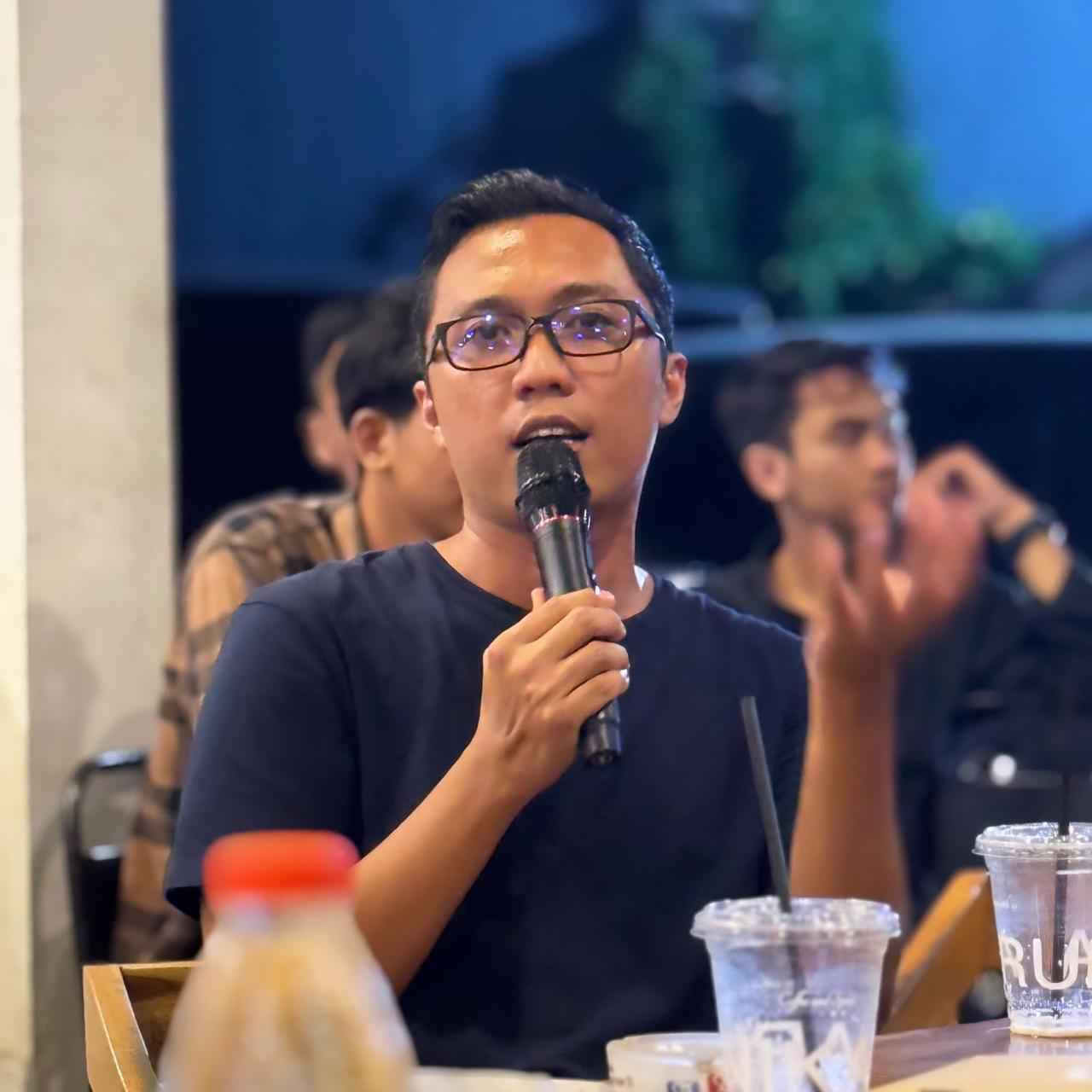 KONTRIBUSI NYATA: Para wakil rakyat di Senayan asal Kalsel yang baru dilantik diminta berkontribusi nyata (dokumen pribadi)