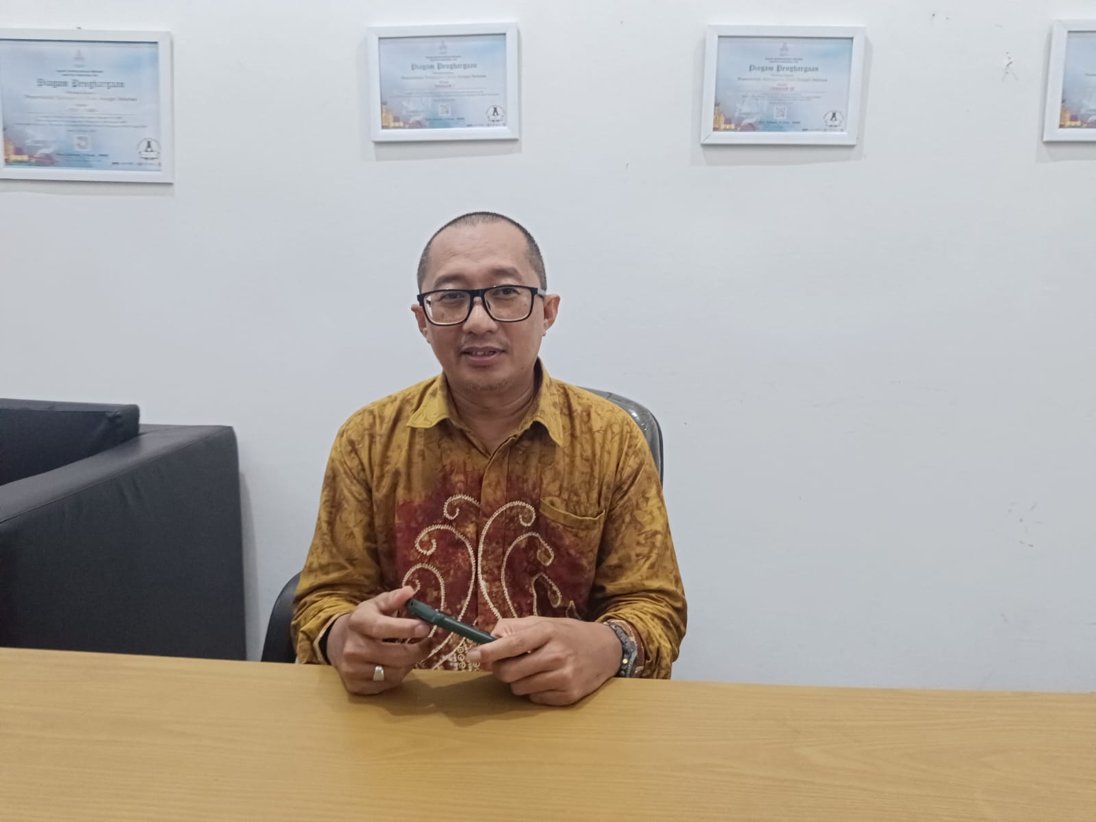 Pengelola Simpeg BKPSDM Kabupaten HSS, Hidayatullah.(Foto:Salahudin/Radar Banjarmasin)