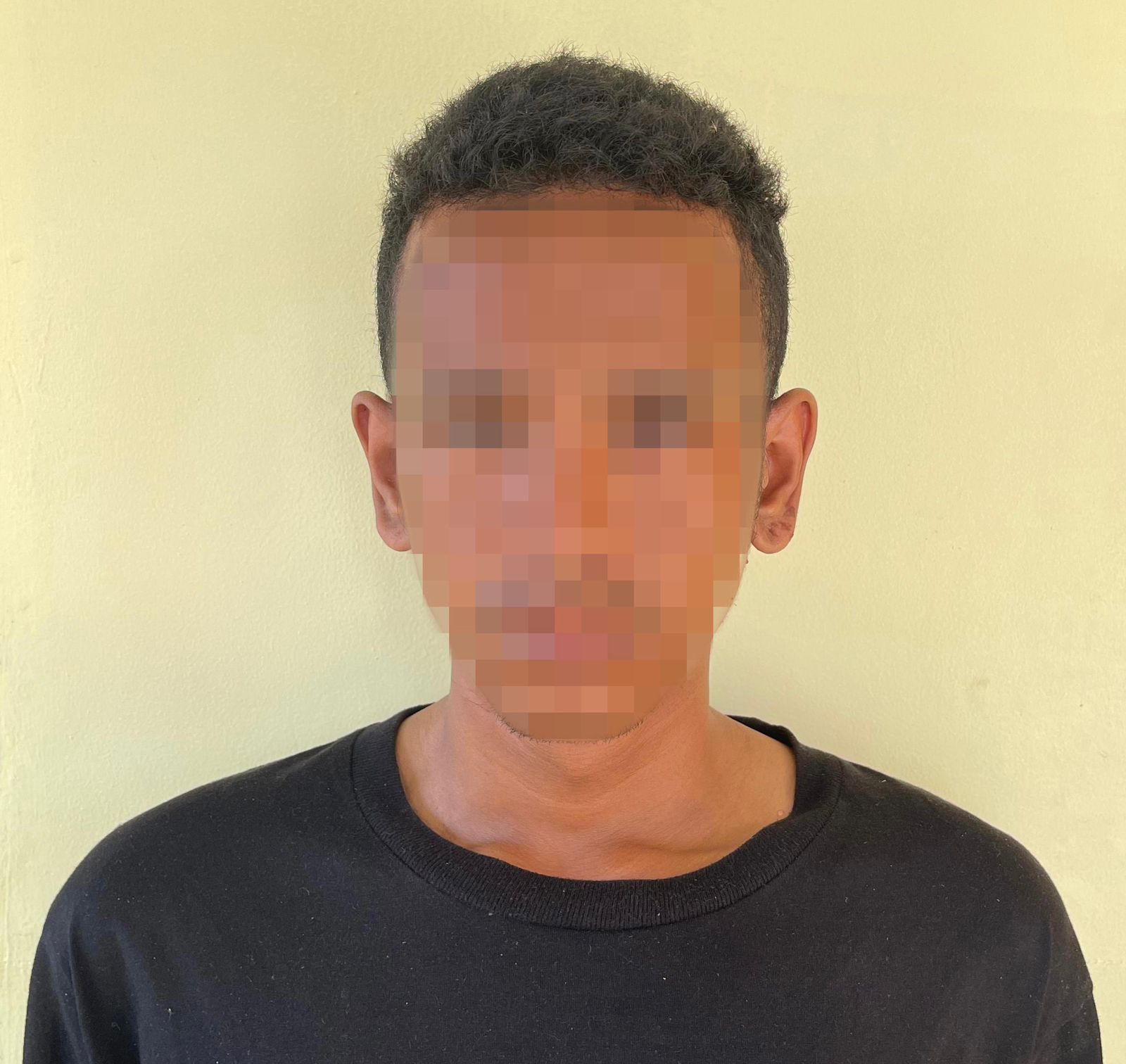 DITANGKAP:Pelaku pencurian sepeda motor, JA (25), berhasil ditangkap kepolisian di Pelaihari. Kini ia diamankan di Polsek Mantewe untuk penyelidikan.(Foto:Polres Tanbu untuk Radar Banjarmasin)