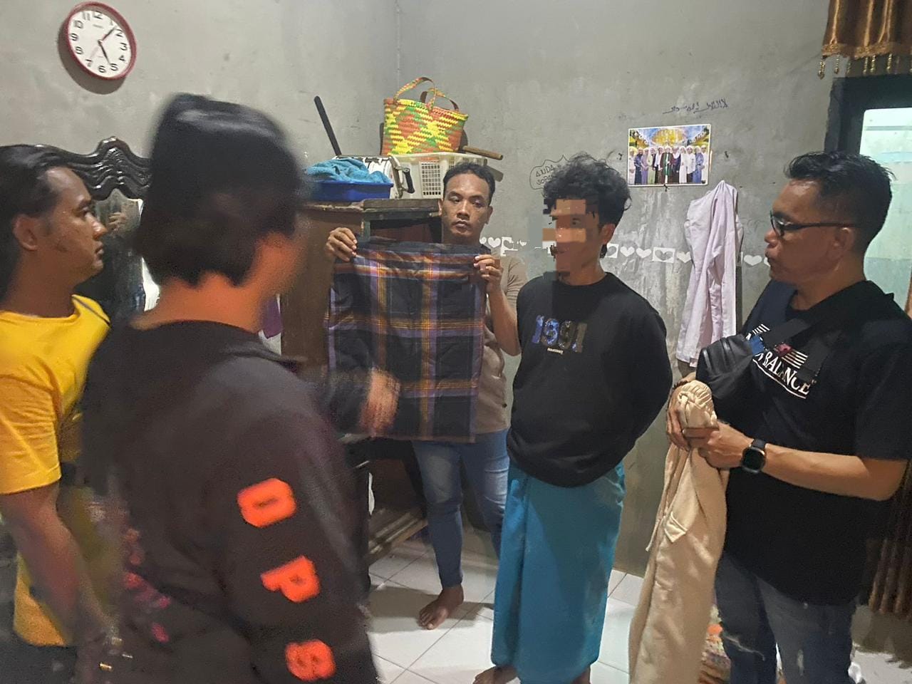 SPESIALIS:Aksi kejahatan Mansur terhenti setelah beraksi keempat kalinya melakukan pencurian sepeda motor, Senin (14/10/2024).(Foto:Satreskrim Polresta Banjarmasin untuk Radar Banjarmasin)
