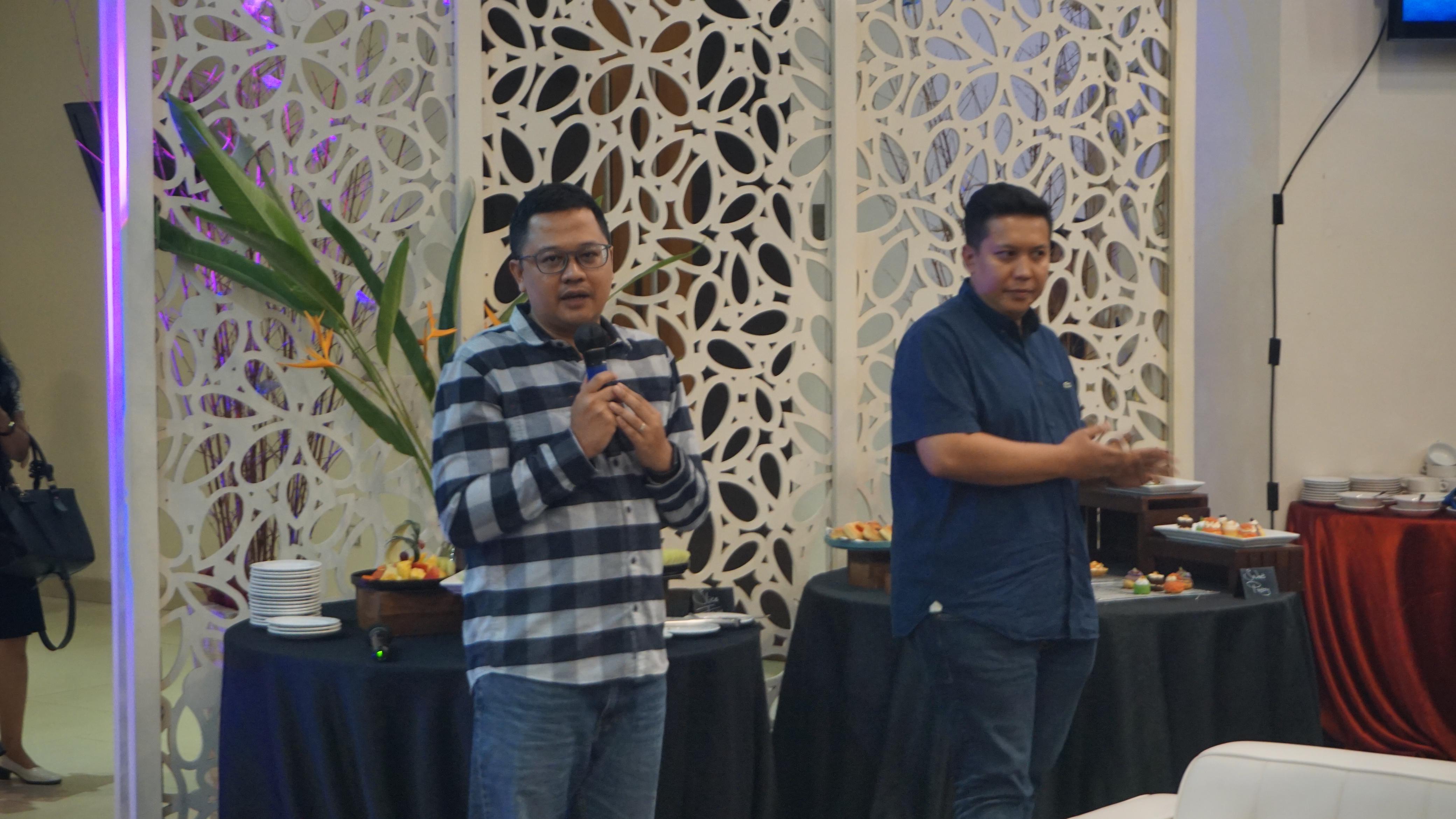 PERKENALKAN PRODUK &ndash; Datang dari berbagai perusahaan, instansi dan lembaga yang ada di Kalsel, tentunya masing-masing mempunyai produk yang perlu disosialisasikan.