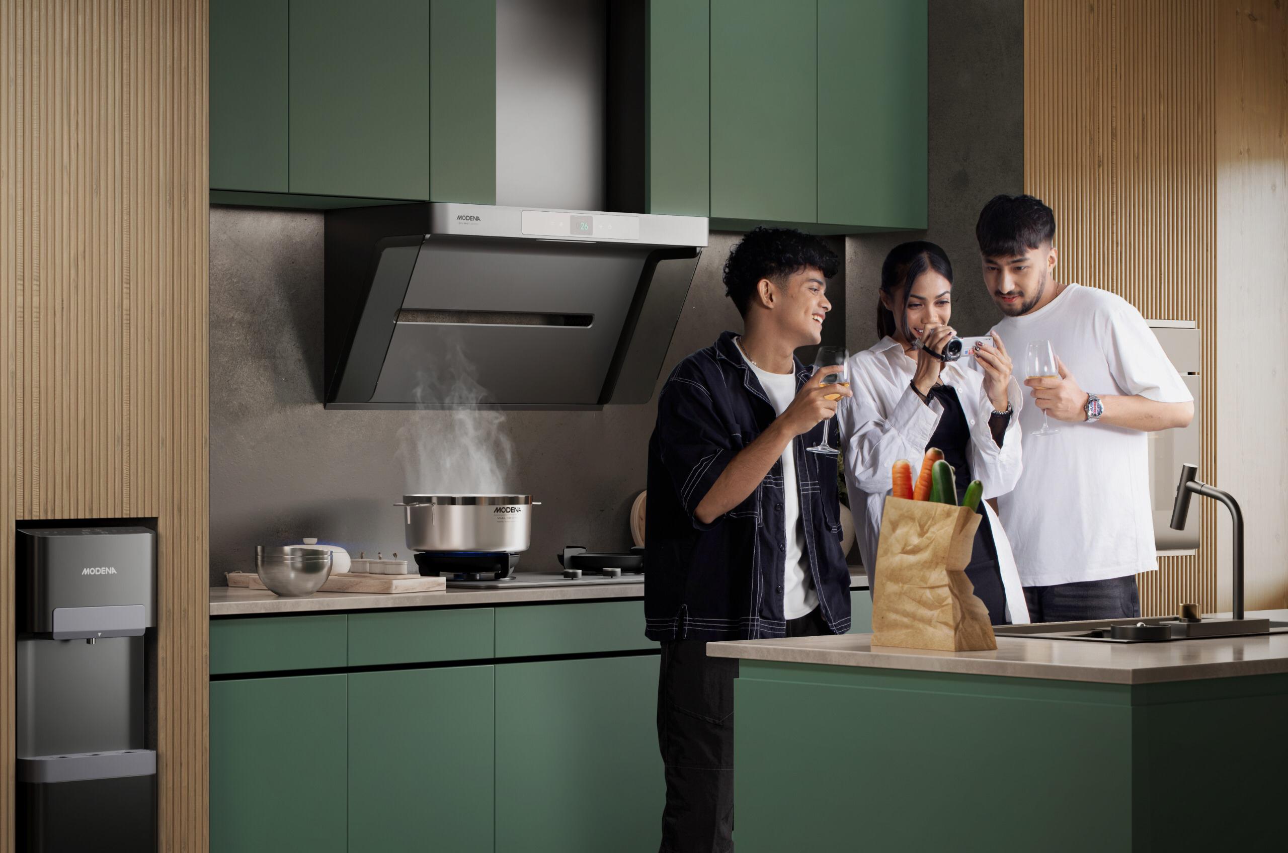 KITCHEN ECOSYSTEM: Kompor tanam dan pengisap asap dapur highend MODENA bakal diluncurkan pada November 2024.(foto:Tia Lalita Novitri/Radar Banjarmasin)