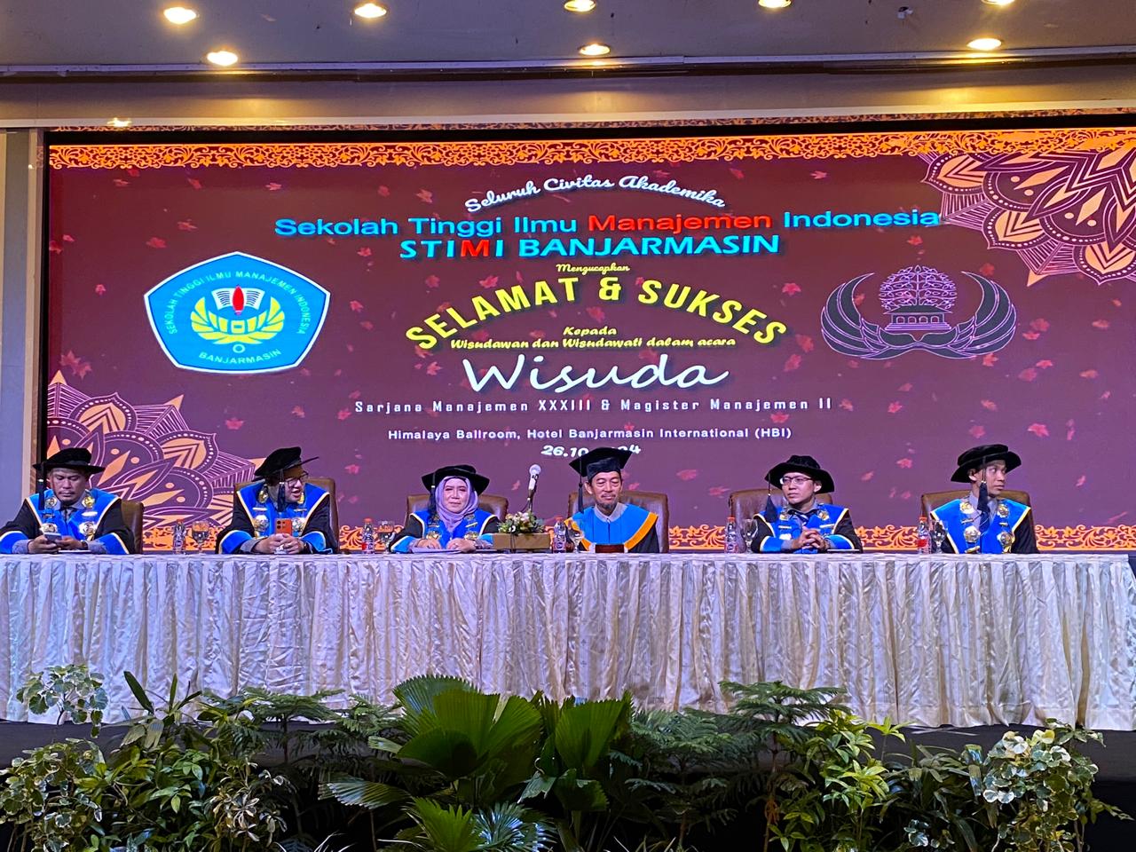 WISUDA:Kegiatan wisuda sarjana dan magister STIMI Banjarmasin yang digelar di Hotel Banjarmasin Internasional (HBI), Sabtu (26/10/2024).