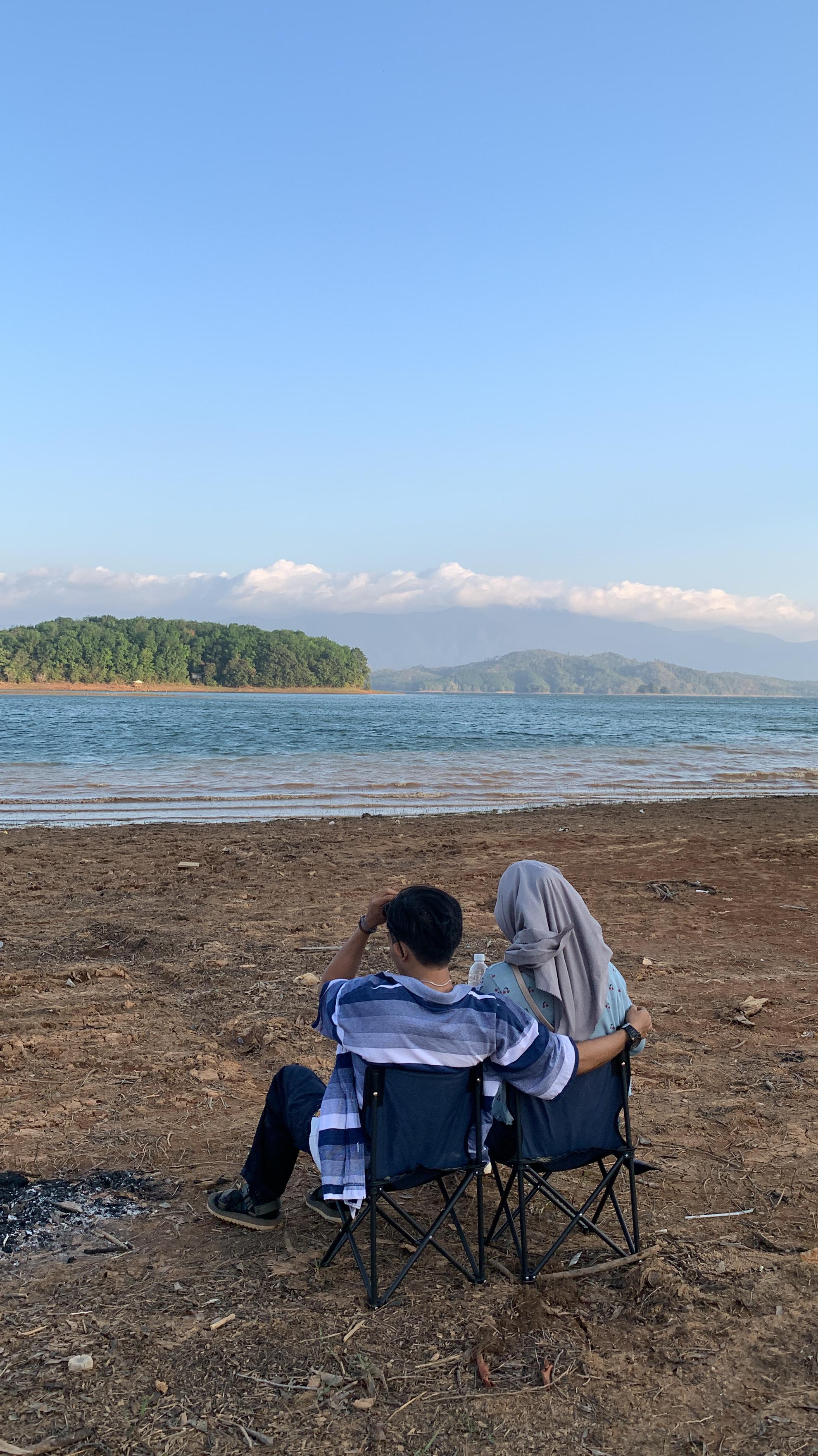 Keindahan Pantai Murung Batu Laba