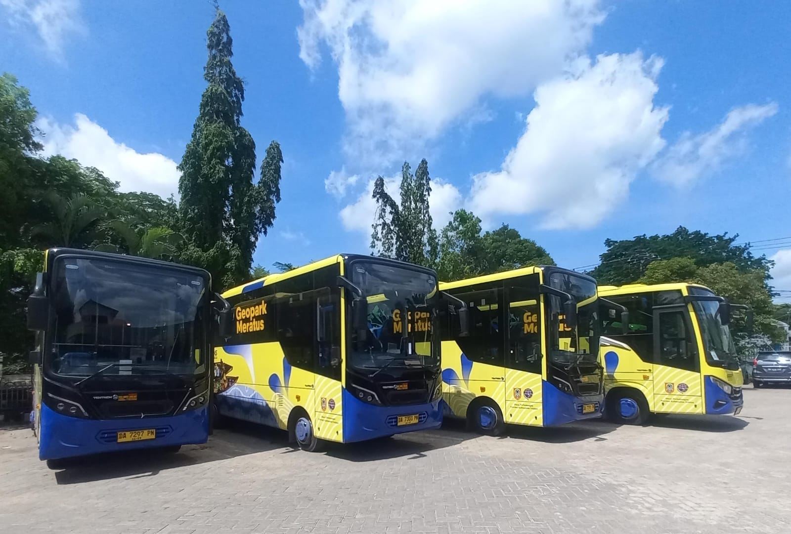 LAUNCHING:Dishub Kalsel menambah lima armada baru BRT Banjarbakula demi meningkatkan layanan moda transportasi kepada masyarakat.(Foto:Riyad Dafhi Rizki/Radar Banjarmasin)