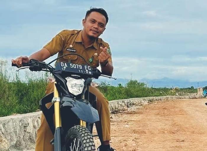 INFRASTRUKTUR: Akses dari Kecamatan Banjang menuju Pulau Nyiur, kini bisa diakses via jalur darat, meski jalan belum di aspal. (Foto: Istimewa untuk Radar Banjarmasin)