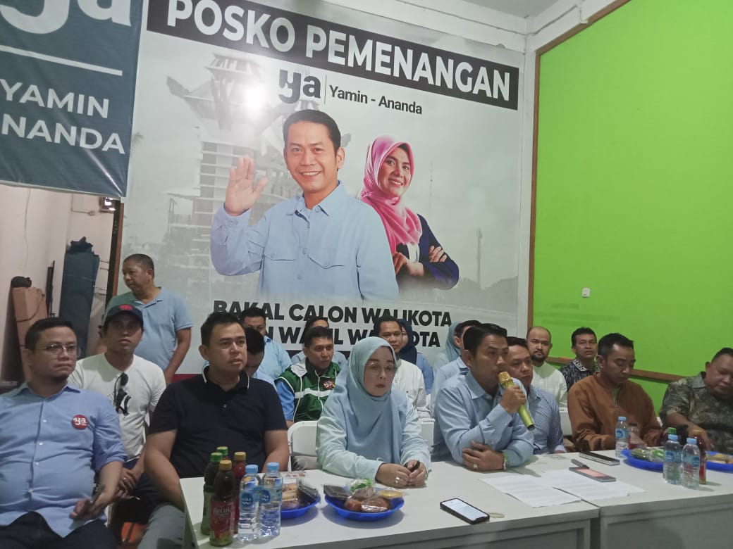 DEKLARASI: Paslon Yamin&ndash;Ananda mengklaim kemenangan di Pilwali Banjarmasin 2024 dengan 47,3 persen suara.