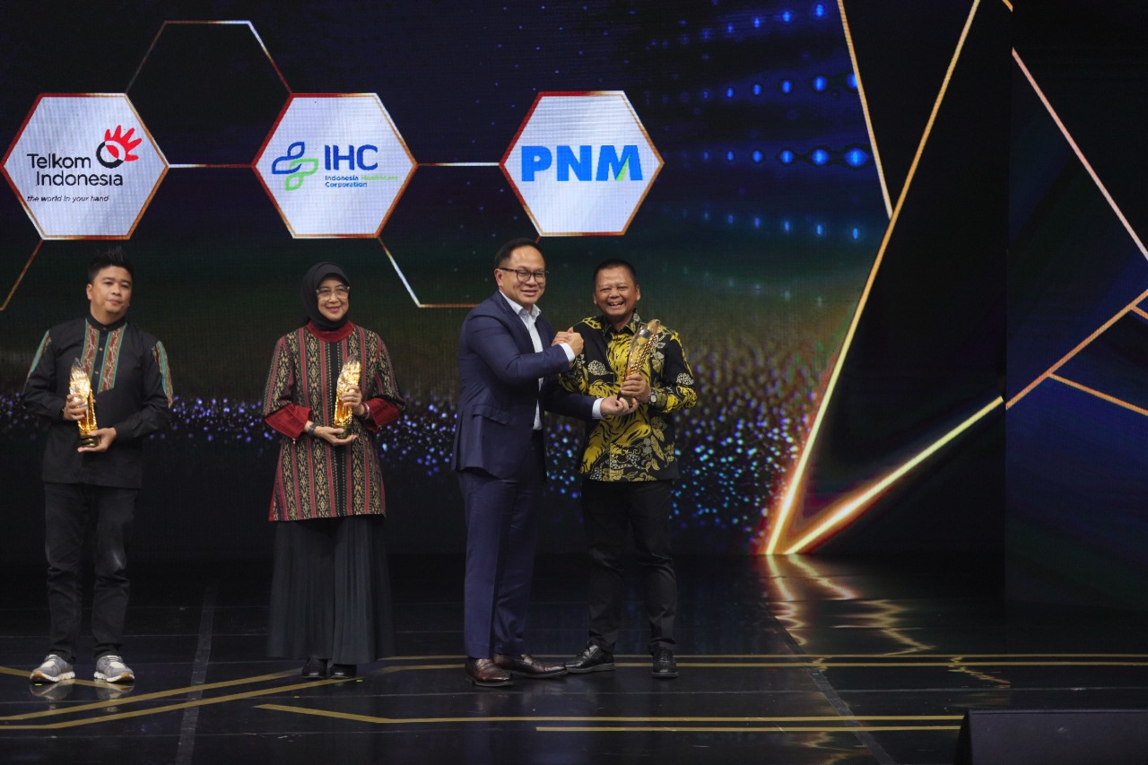 PRESTASI GEMILANG:PNM meraih penghargaan bergengsi Outstanding Achievement in Public Empowerment untuk kategori Social, Culture, Ecological Transformation
