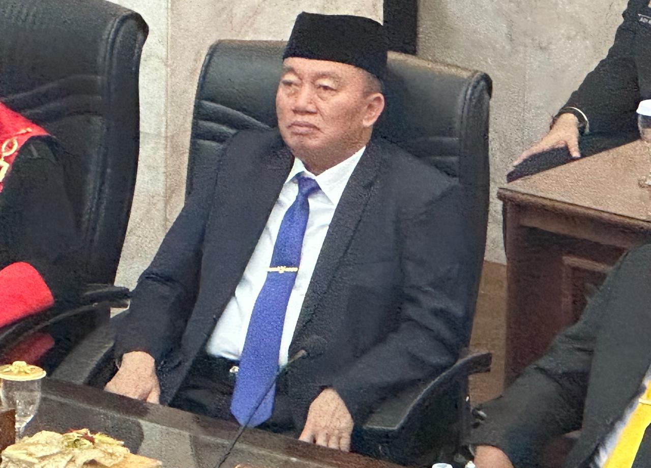 AKHIRNYA DILANTIK:Muhidin akan dilantik sebagai Gubernur Kalsel difinitif oleh Presiden Prabowo Subianto di Istana Negara, Senin (16/12/2024).(Foto:M Oscar Fraby/Radar Banjarmasin)
