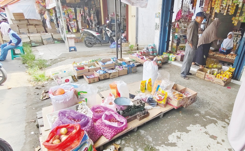 BAPOK: Harga kebutuhan pokok di Pasar Candi Agung Kota Amuntai, Kabupaten HSU merangkak naik jelang Nataru.