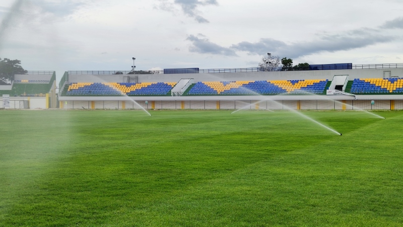 RAMPUNG: Kondisi terbaru lapangan sepak bola di Stadion Demang Lehman, Martapura.