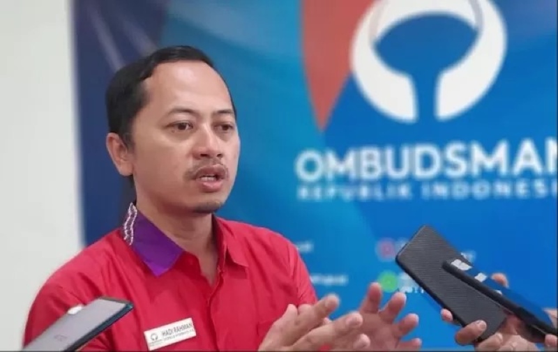 BERI PENJELASAN: Kepala Perwakilan Ombudsman Kalsel, Hadi Rahman menegaskan pihaknya tidak bertanggung jawab atas aktivitas atau konsekuensi yang ditimbulkan oleh OMI maupun organisasi serupa yang men