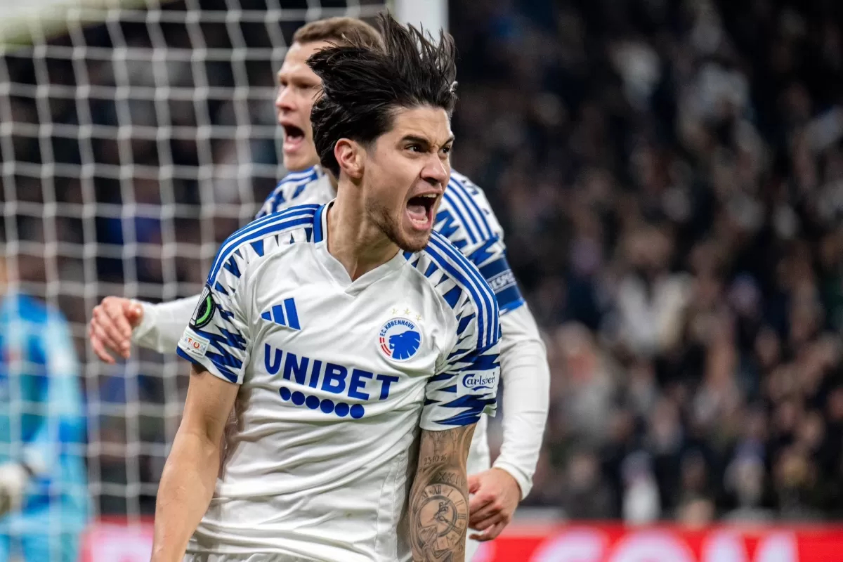 CAPAI KESEPAKATAN: Kevin Diks semakin dekat menuju Bundesliga setelah mencapai kesepakatan dengan Borussia Monchengladbach.