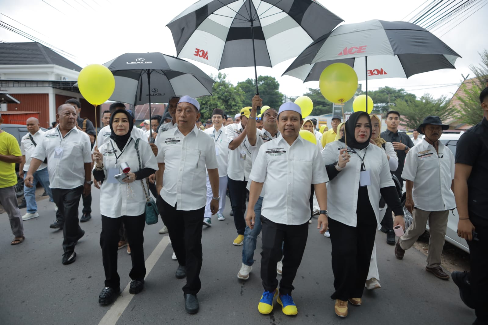 INSTRUKSIKAN:Bupati dan Wakil Bupati terpilih Kabupaten Tapin, H Yamani-H Juanda menyarankan perangkat daerah tak perlu menghadiri pelantikan mereka di Jakarta.(Foto:Rasidi Fadli/Radar Banjarmasin)