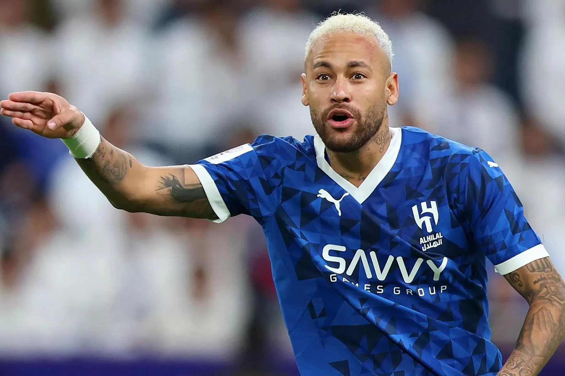 KEMBALI: Neymar saat berkostum Al-Hilal. Ia dikabarkan segera kembali ke klub masa kecilnya, Santos di Brasil. (Al-Hilal FC)