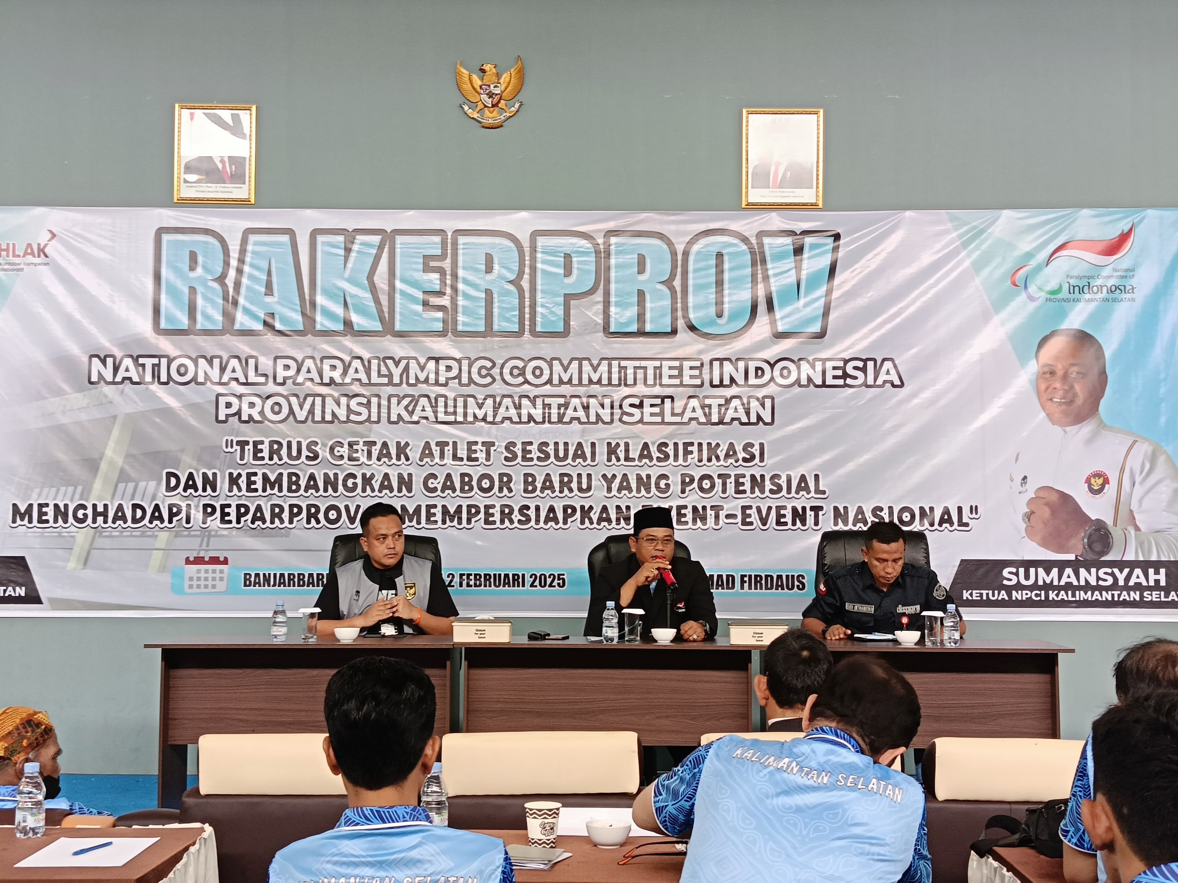 TEKS FOTO:Dispora Kalsel nyatakan komitmen mendukung NPCI Kalsel menyambut pelaksanaan Kejurprov dan Peparprov ke V di Tanah Laut.(foto:Sheila Farazela/Radar Banjarmasin)
