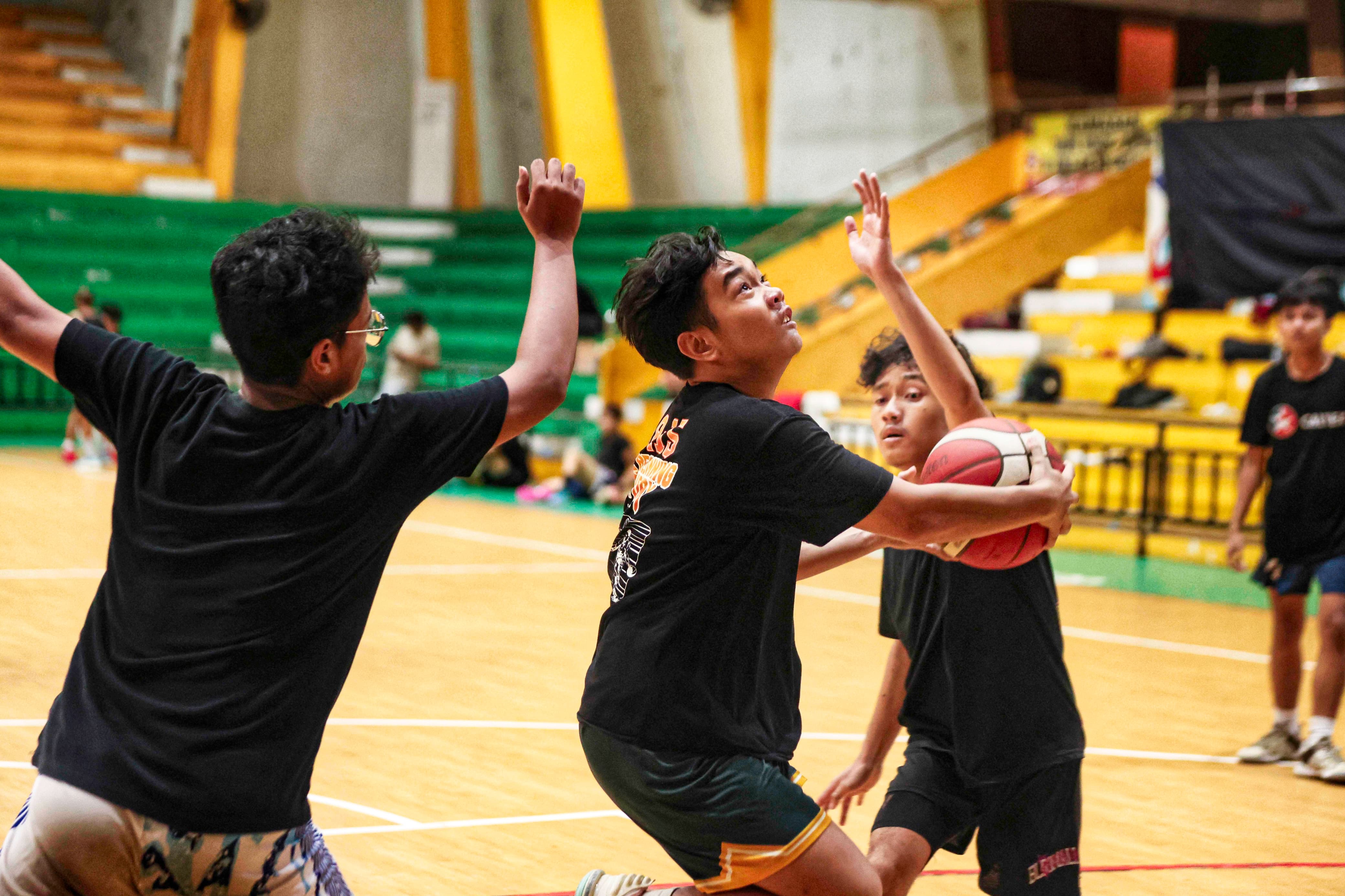 Suasana seleksi atlet basket yang digelar Perbasi Kota Banjarmasin di GOR Hasanuddin HM, Banjarmasin.