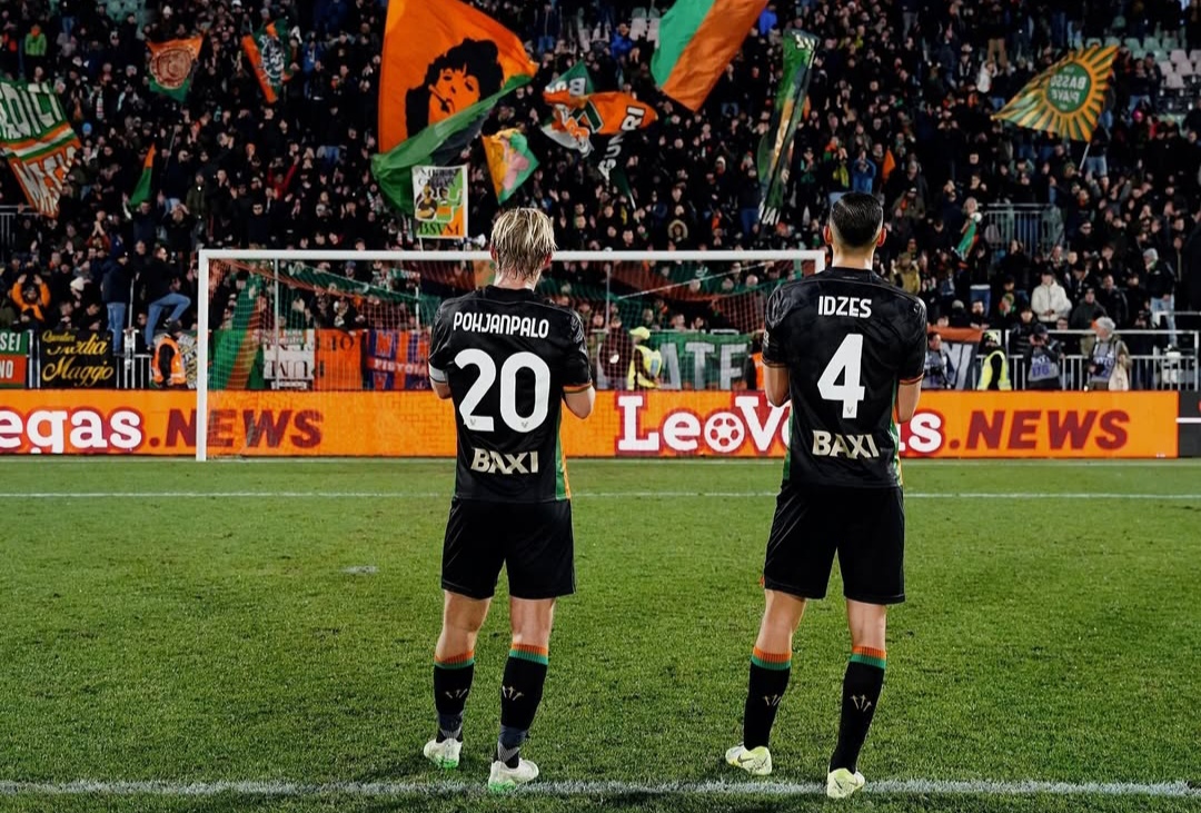 Pohjanpalo dan Jay Idzes, klub mereka Venezia kini masih terpuruk di zona degradasi usai sulit bersaing hingga pekan ke-24 Liga Italia.(Instagram/jayidzes)